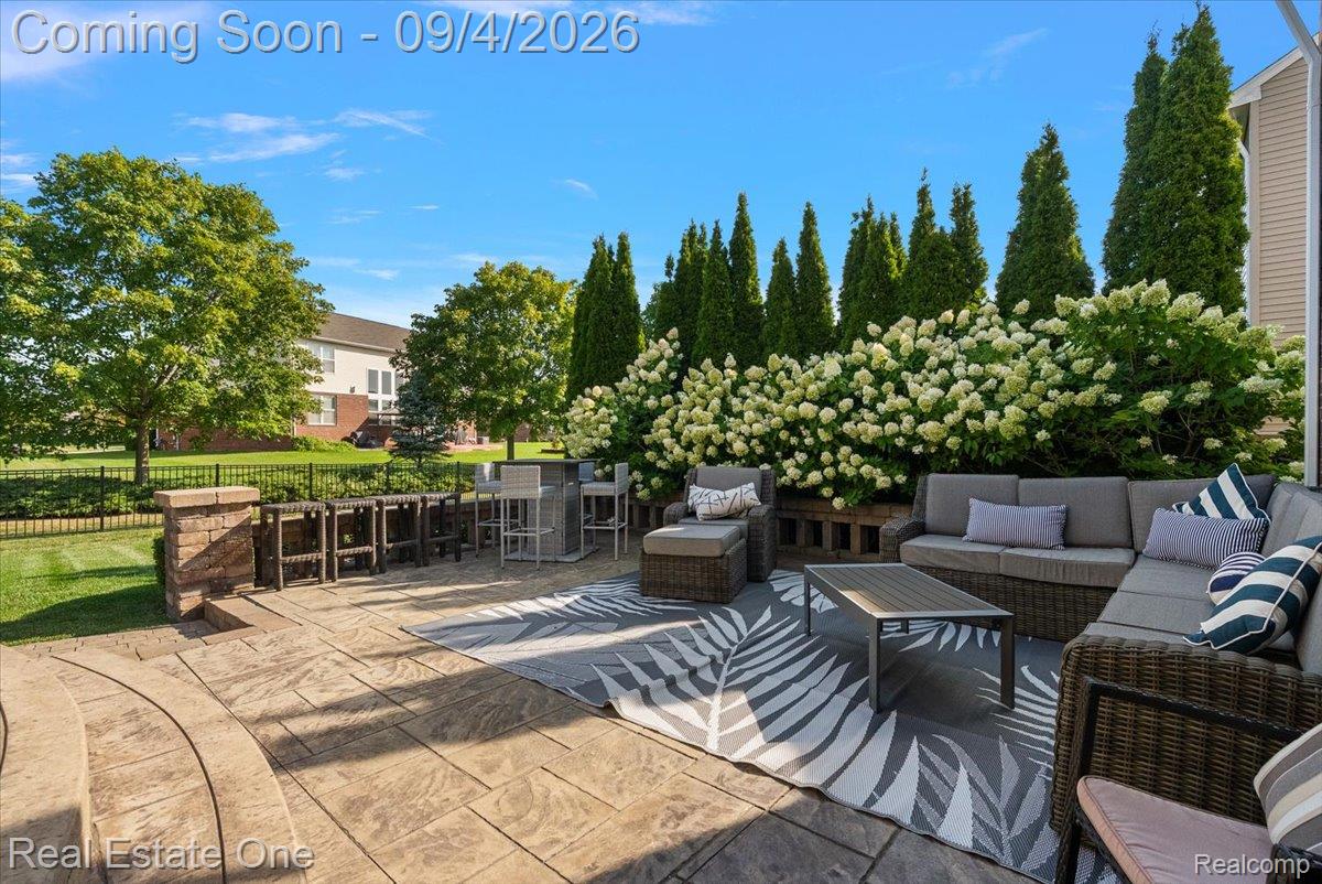 15817 Diamante Drive
