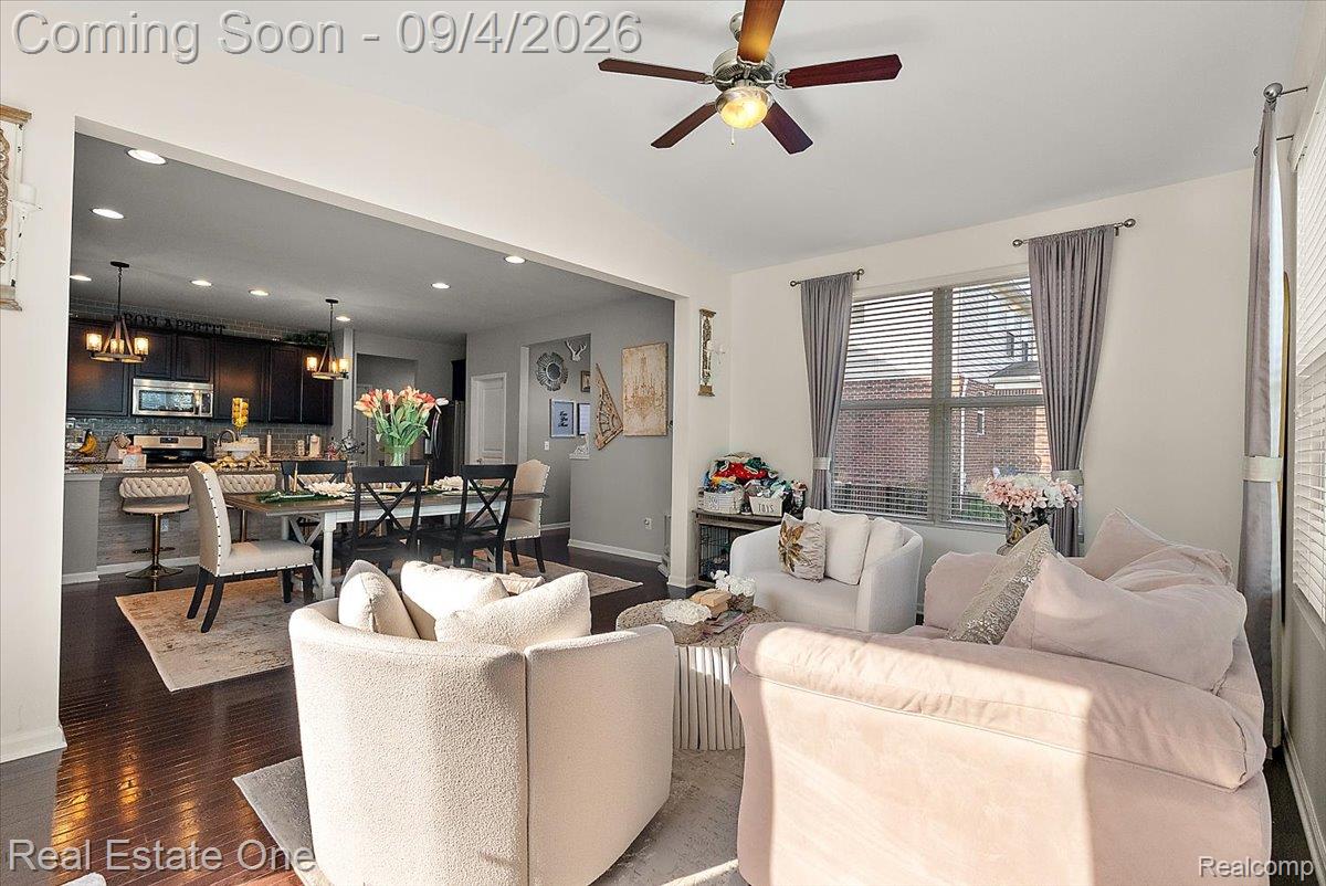 15817 Diamante Drive