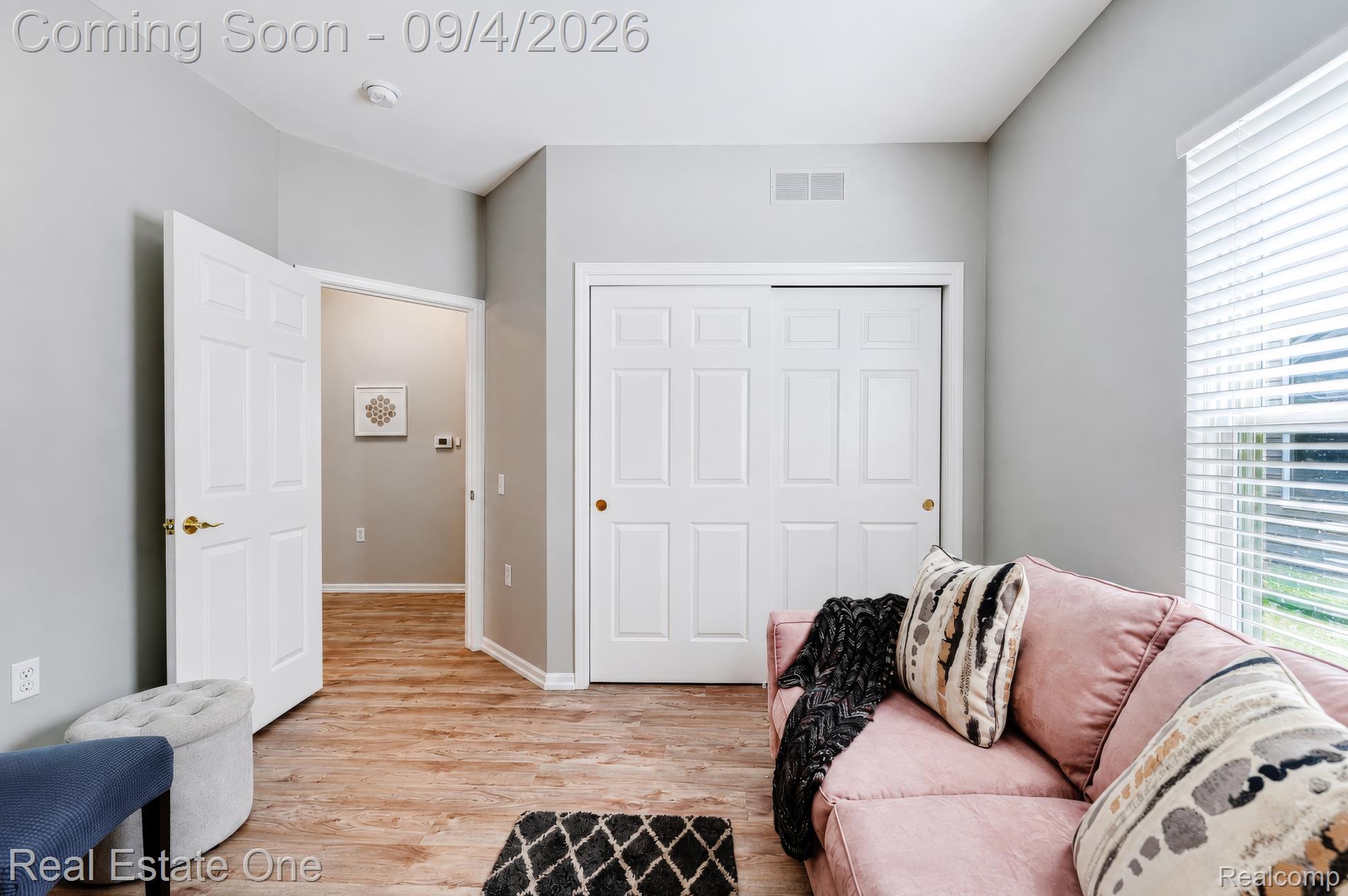 3509 Riverside Drive