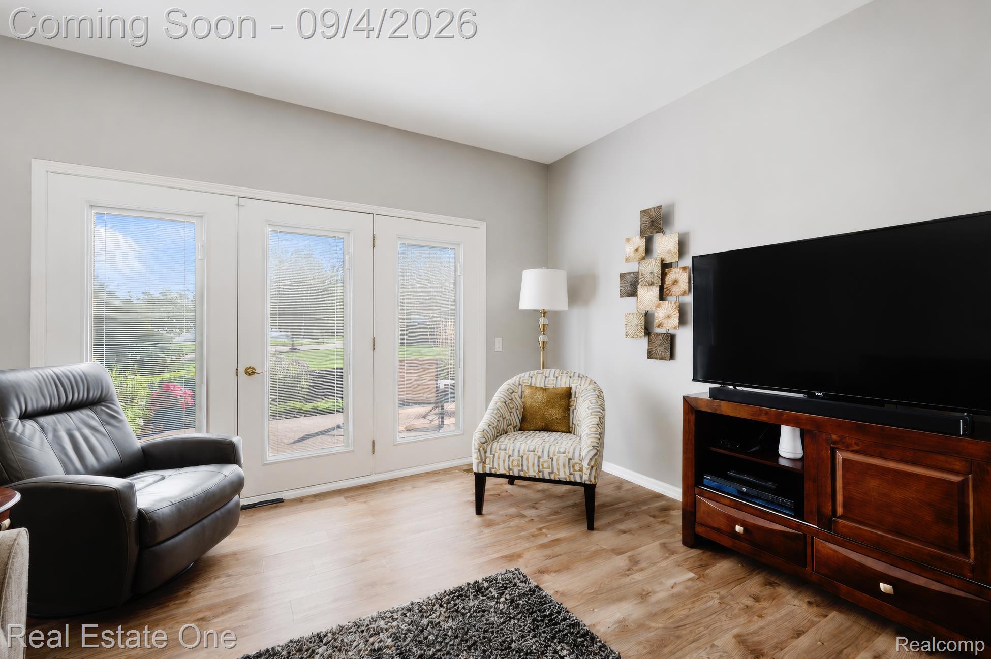 3509 Riverside Drive