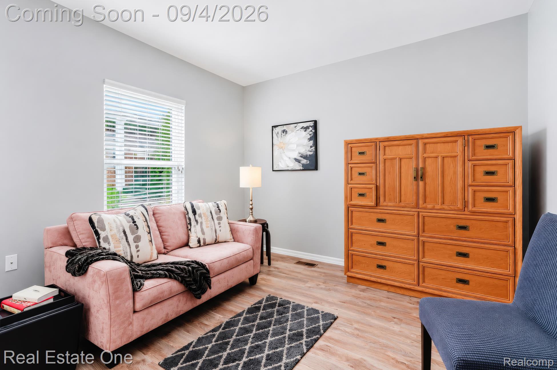 3509 Riverside Drive