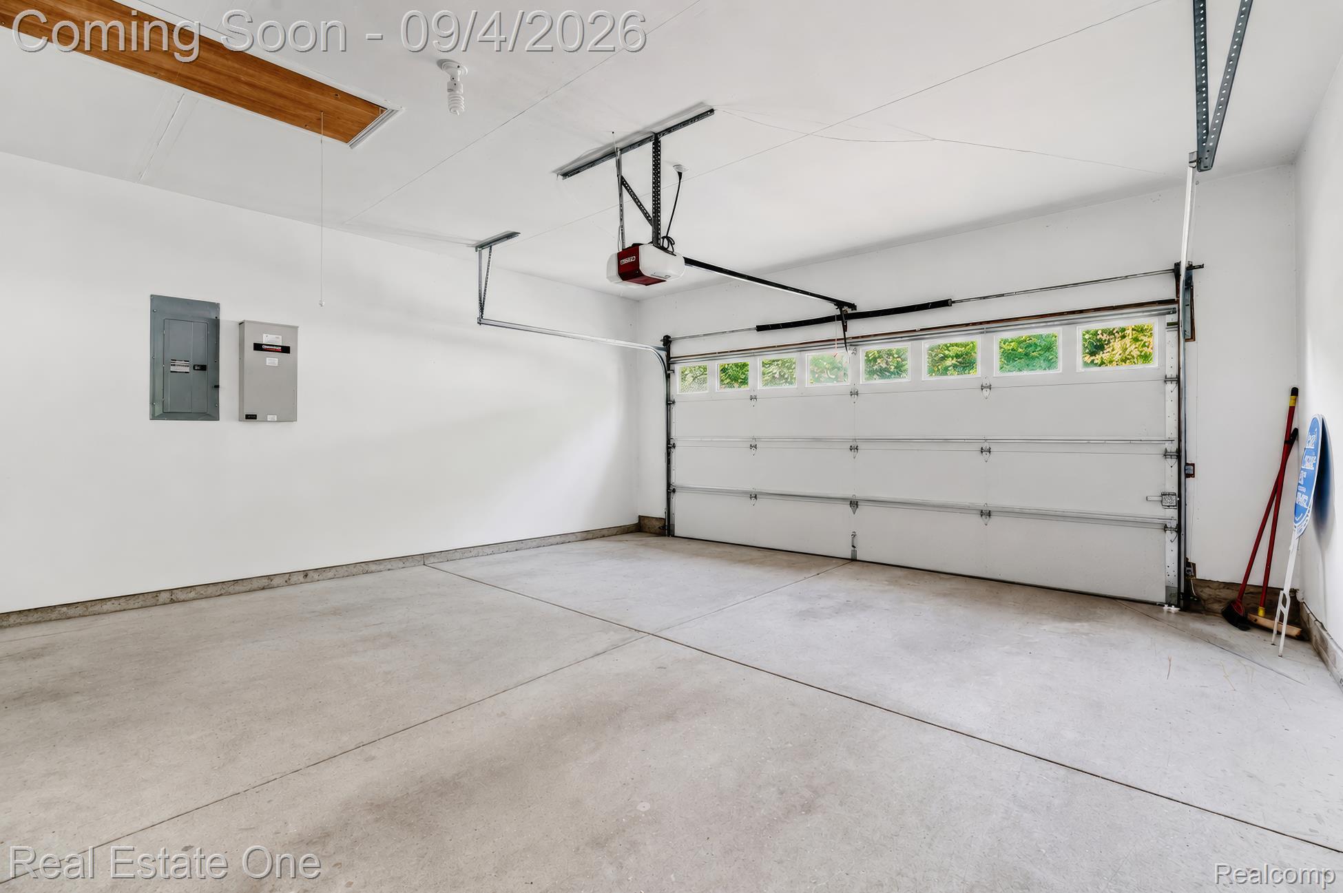 3509 Riverside Drive
