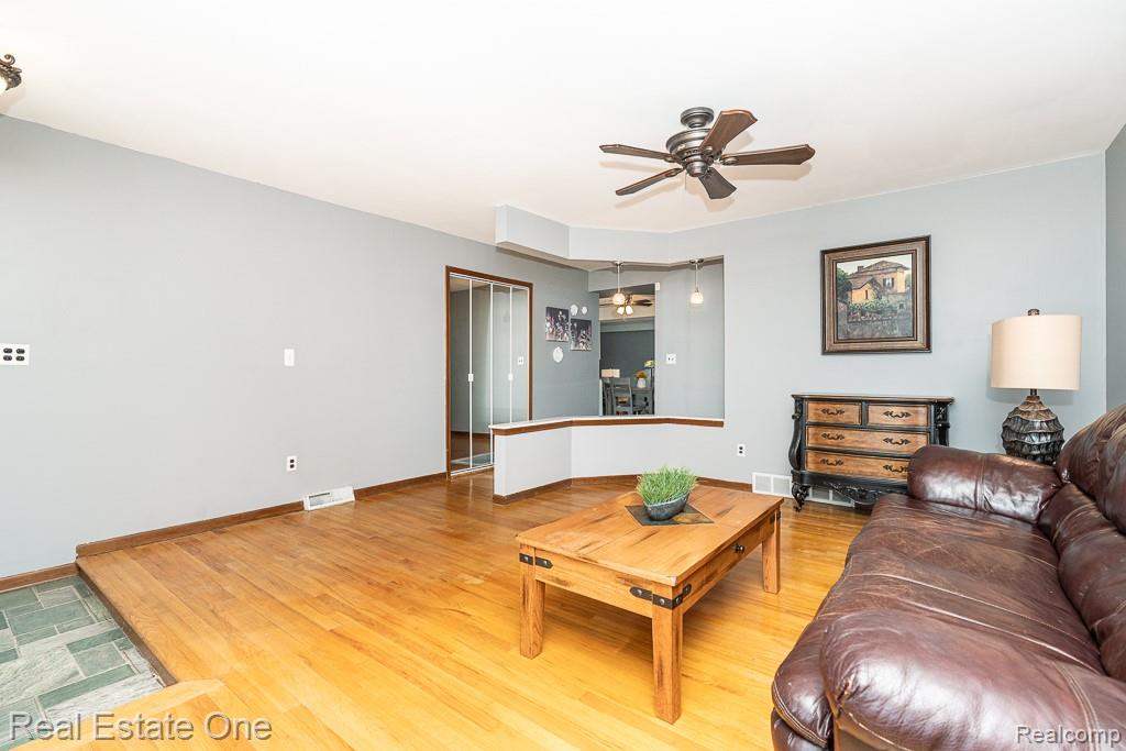 4167 Angeline Drive