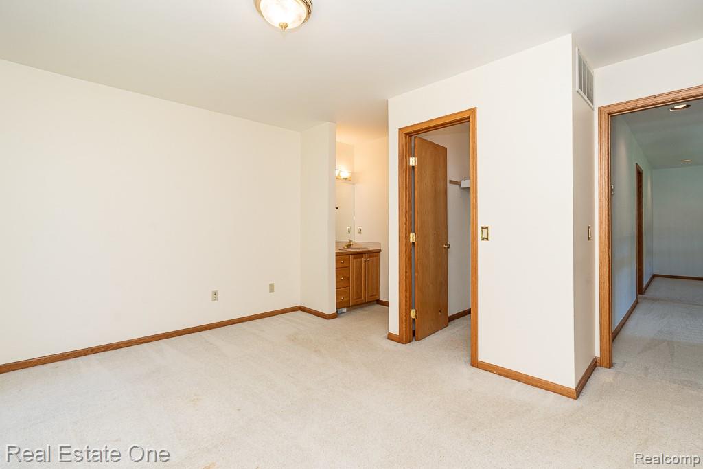 4586 Klais Drive