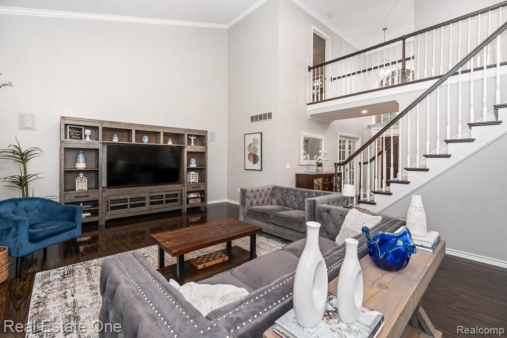 582 Bloomer Ridge Drive