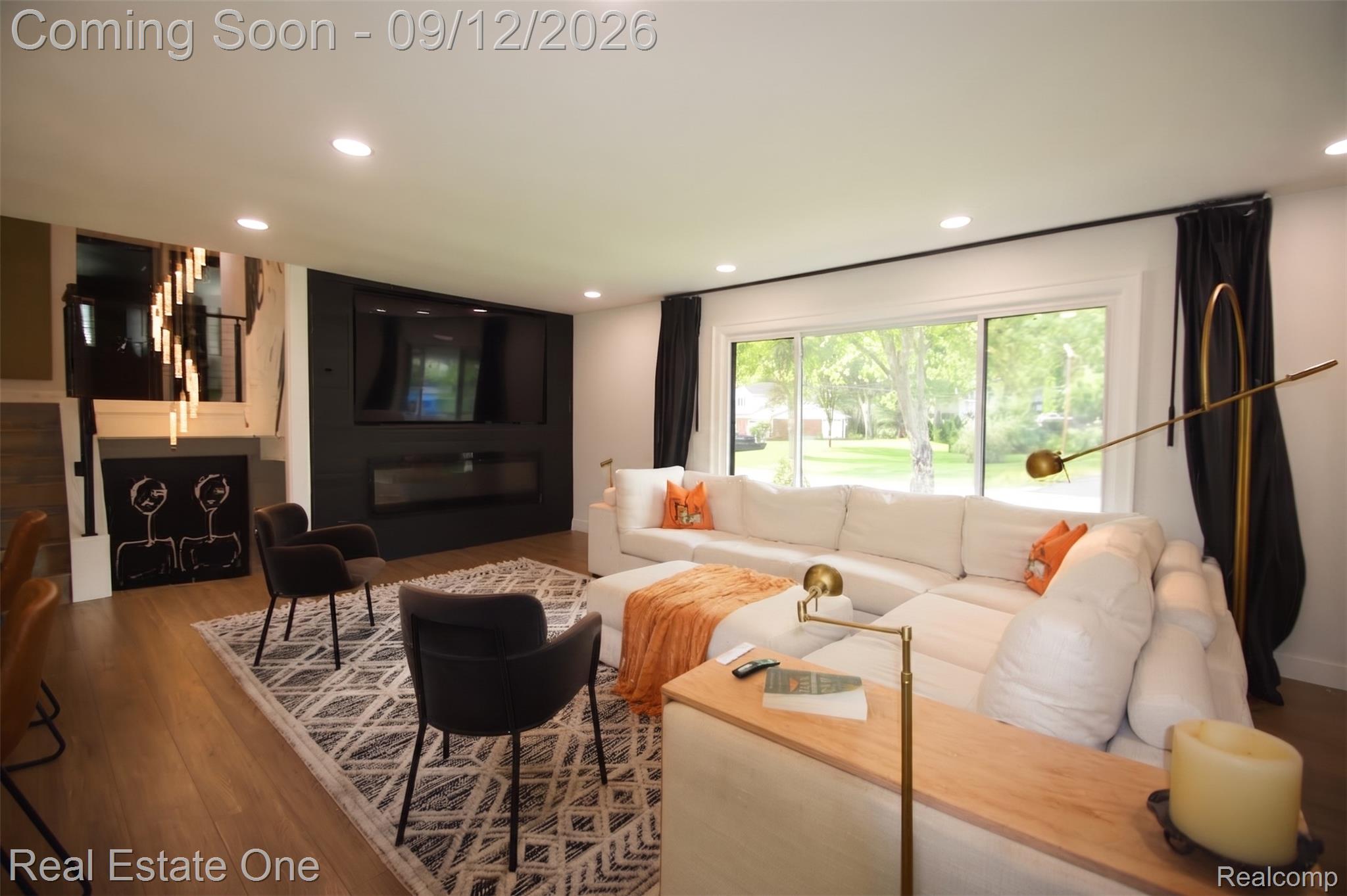 2911 Aldgate Drive