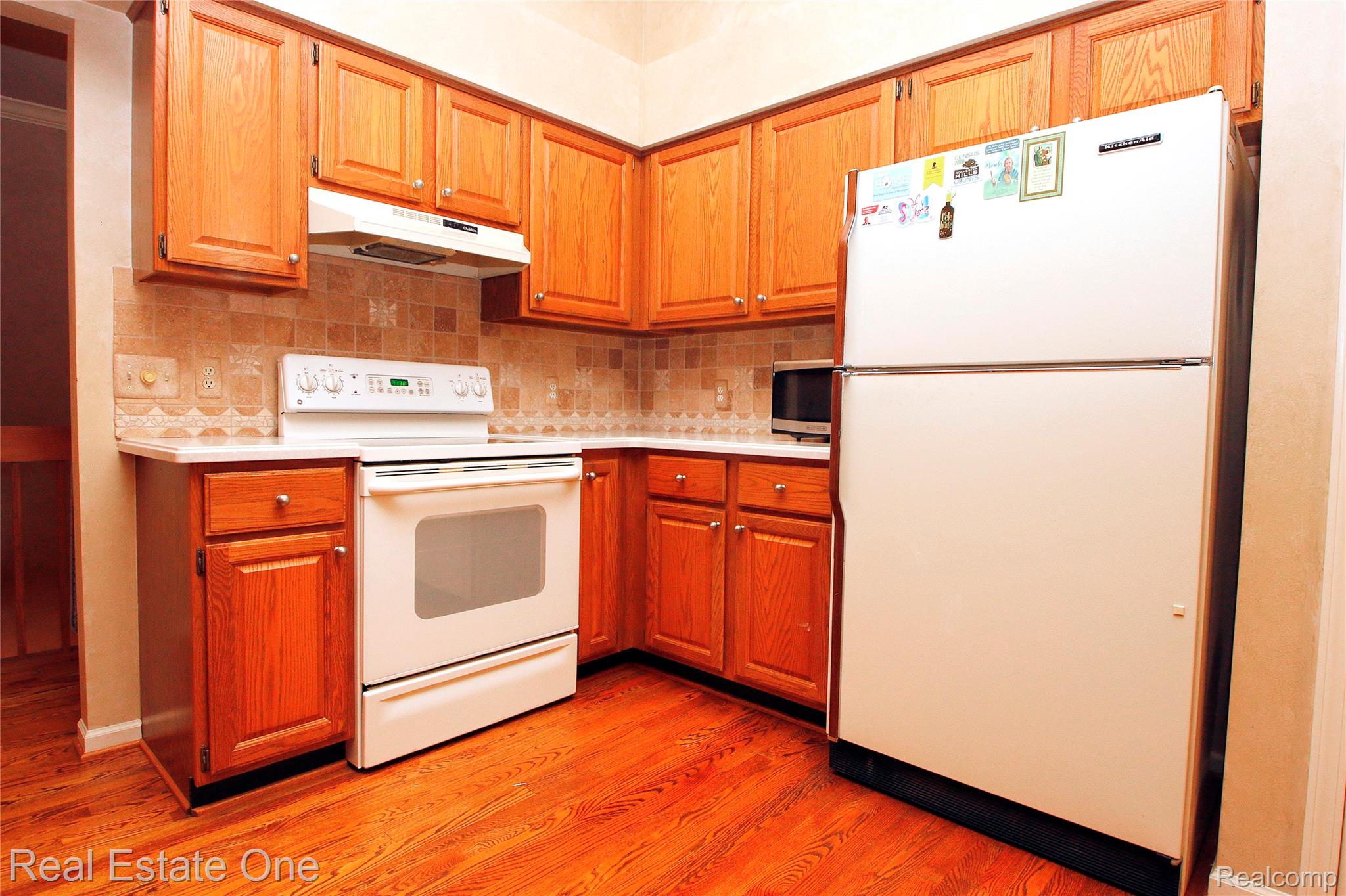 1227 Valley Circle