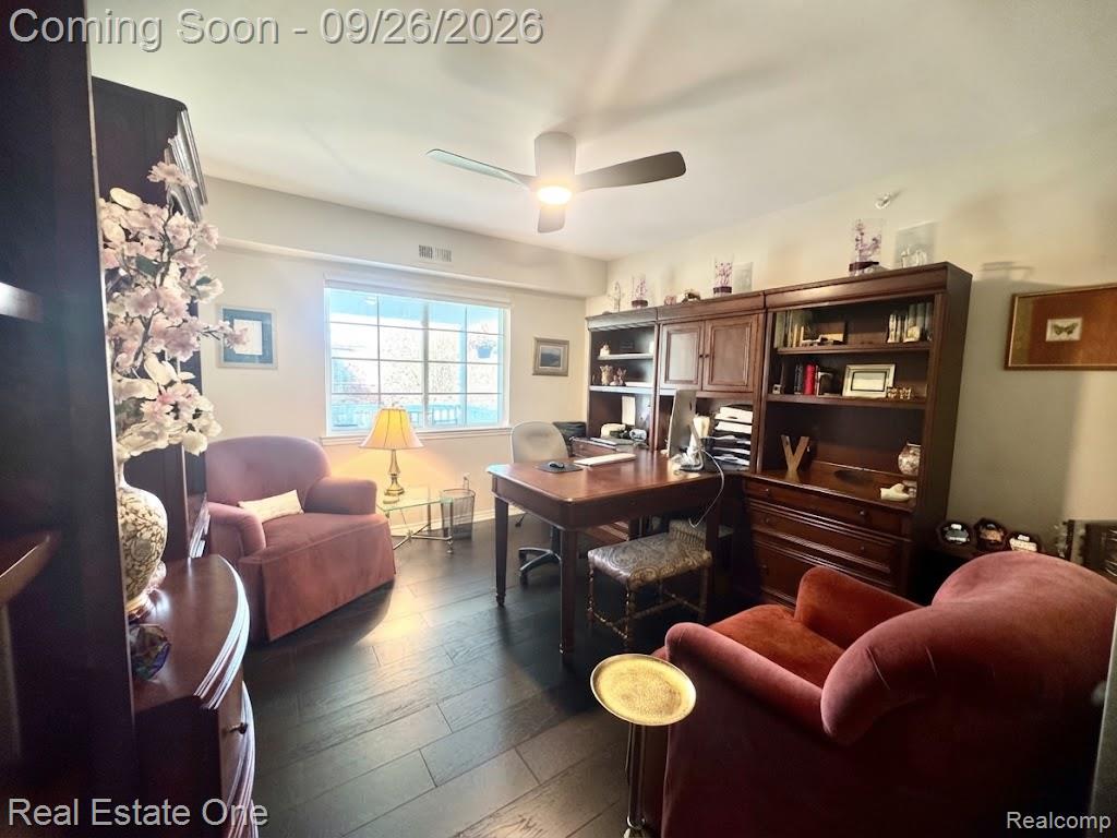 6825 Boulder Pointe Drive Unit: 32