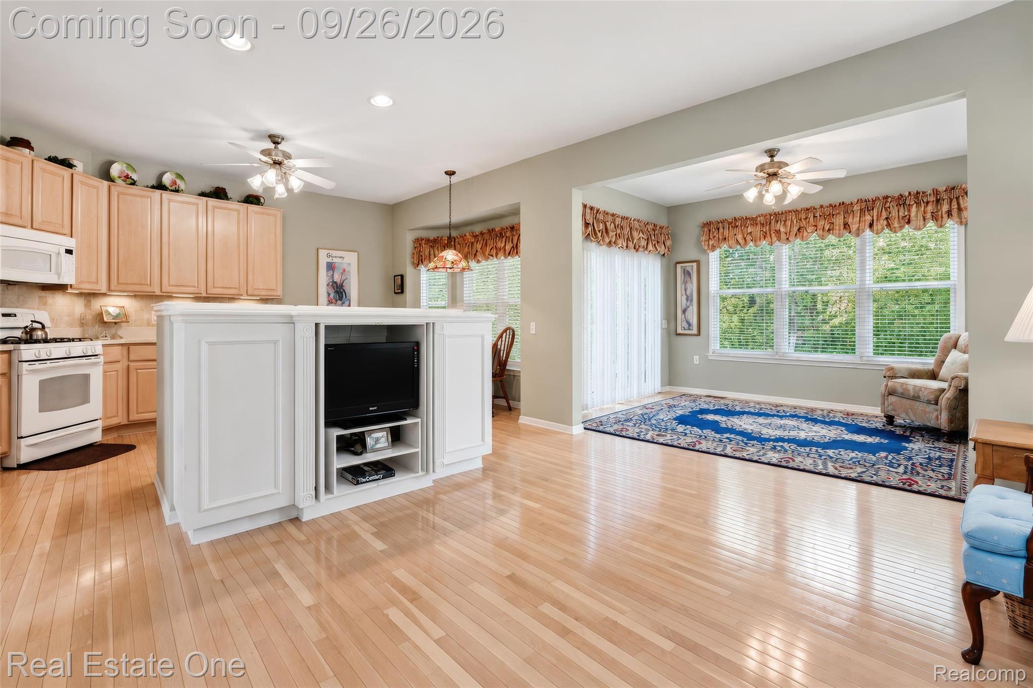 4018 Hillsdale Drive