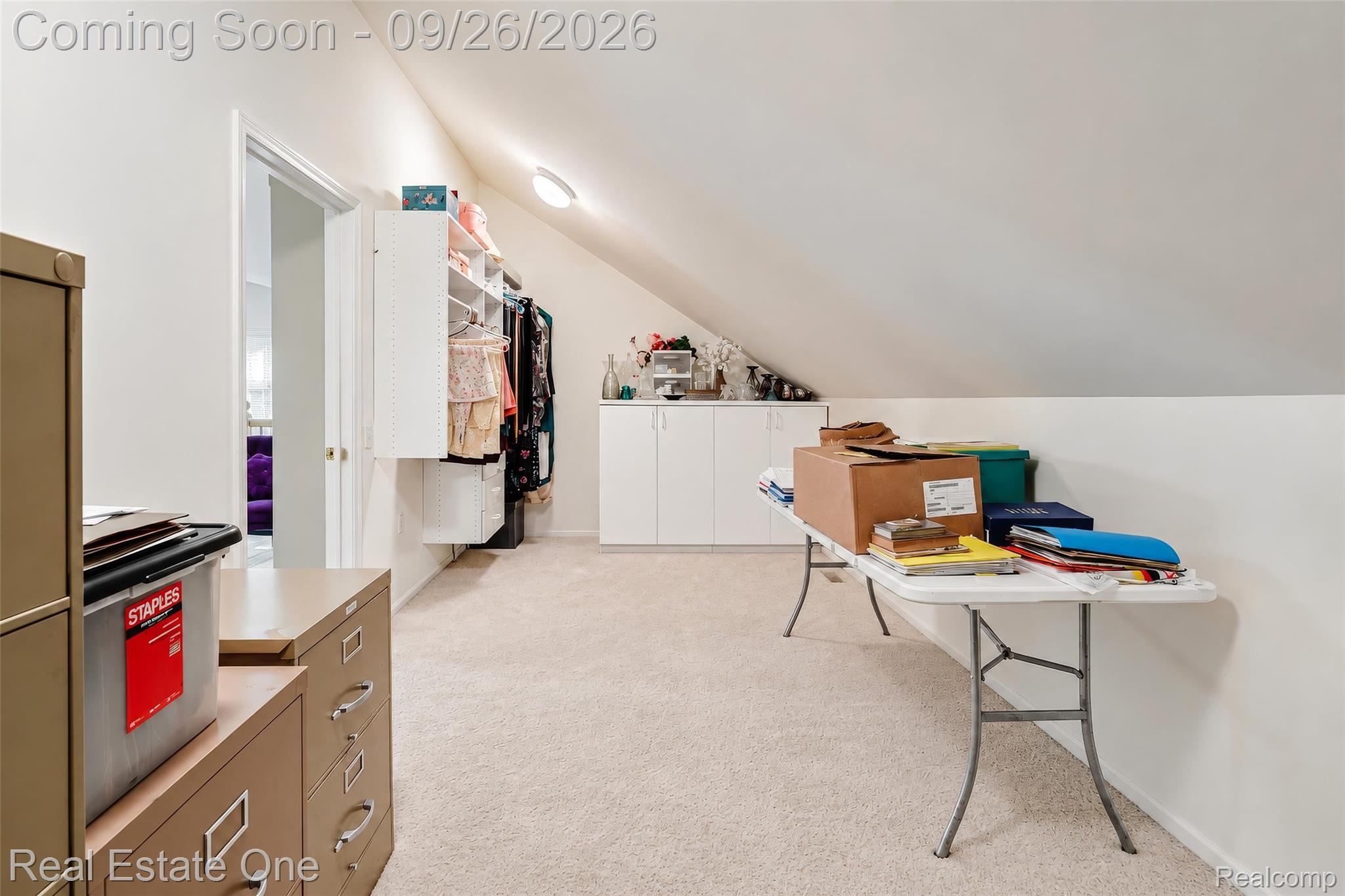 4018 Hillsdale Drive