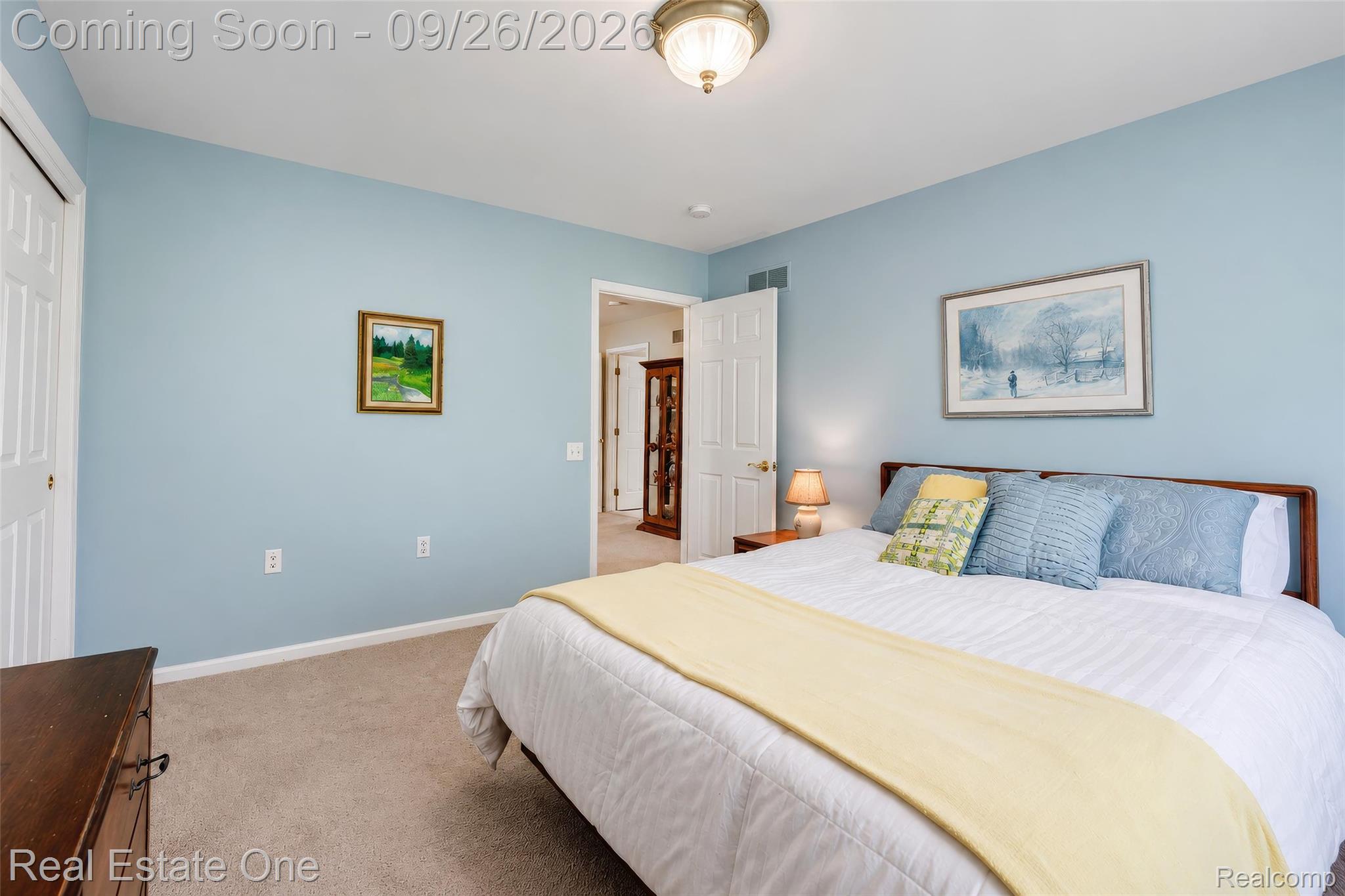 4018 Hillsdale Drive