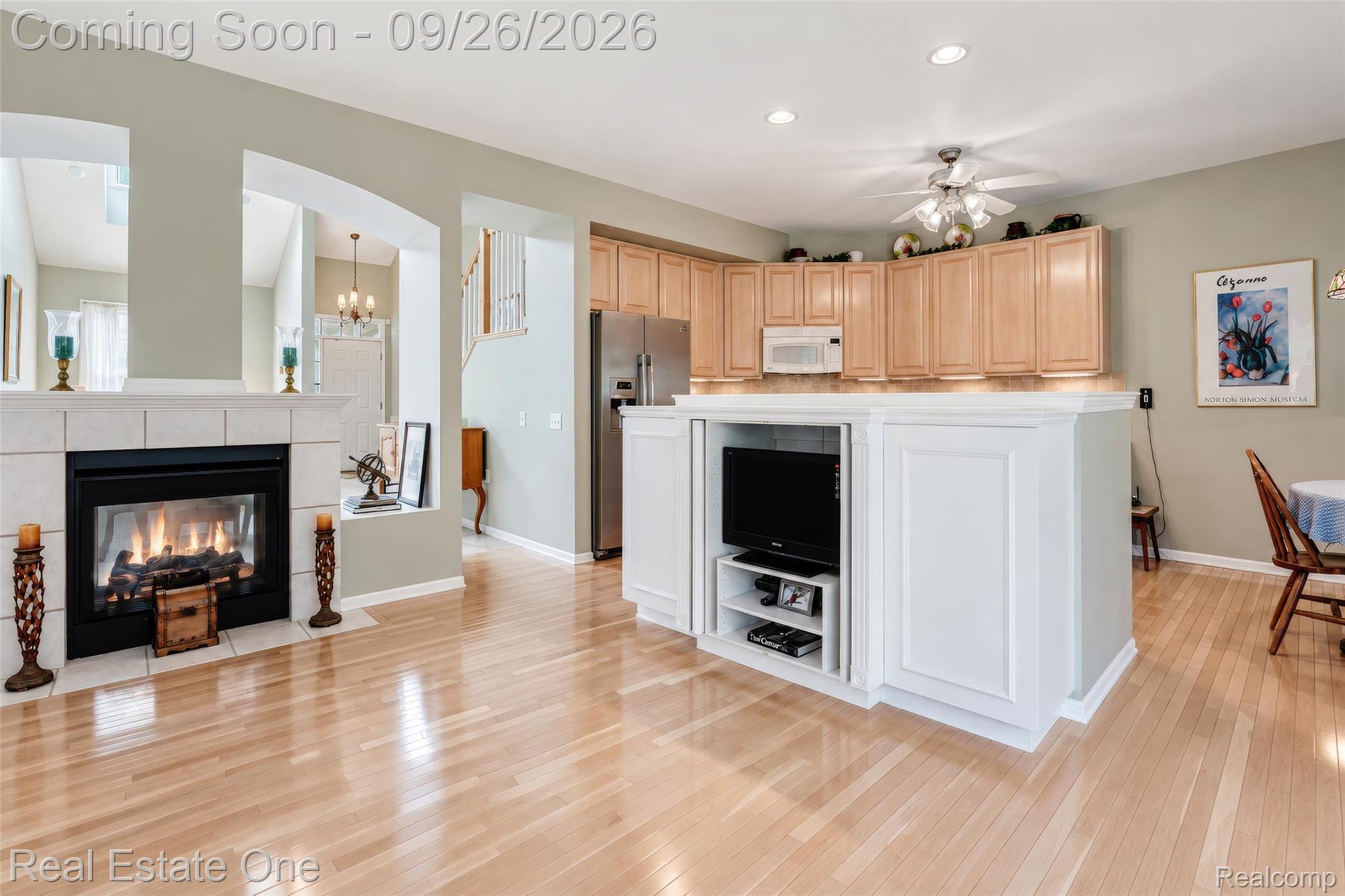 4018 Hillsdale Drive