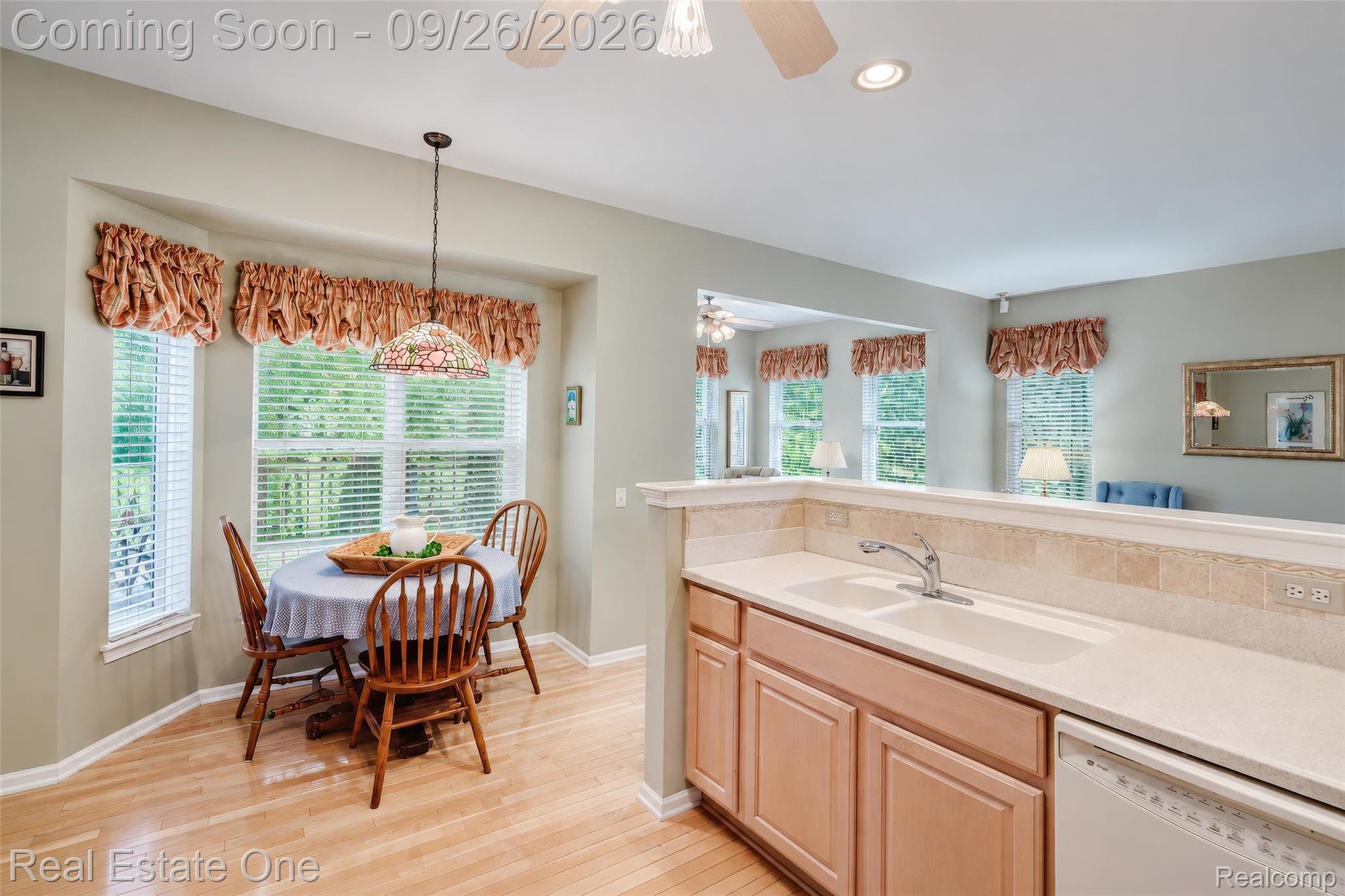 4018 Hillsdale Drive