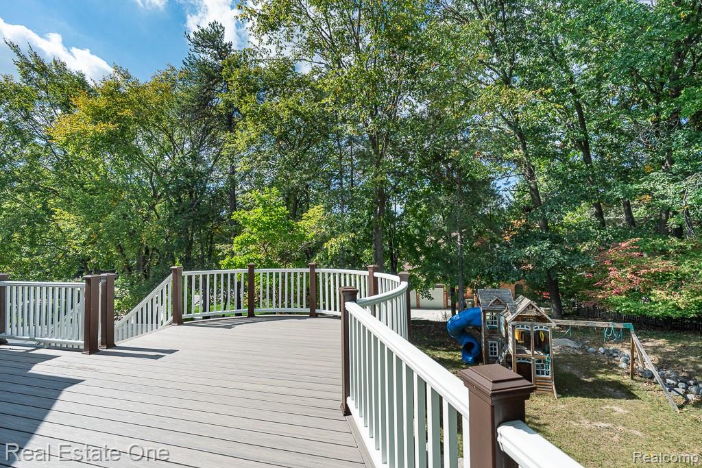 670 Cherry Tree Lane