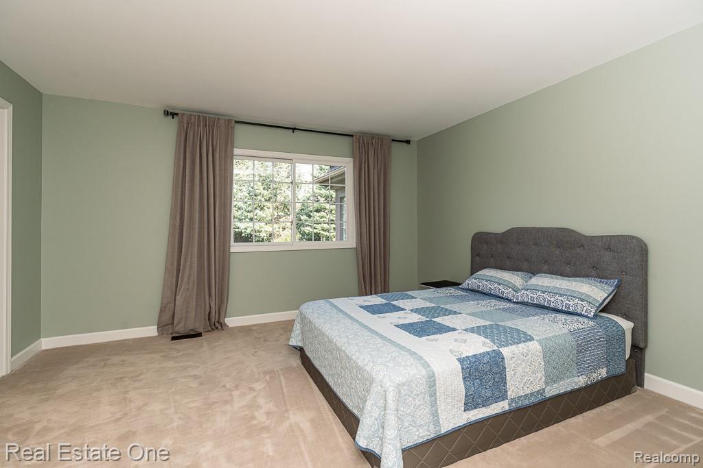 670 Cherry Tree Lane