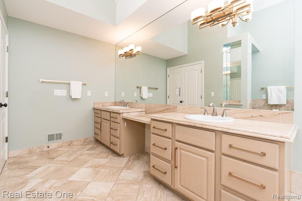 670 Cherry Tree Lane