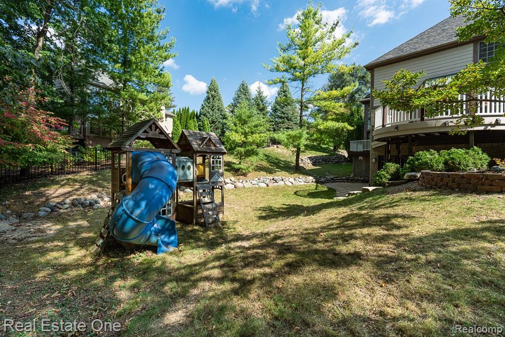 670 Cherry Tree Lane
