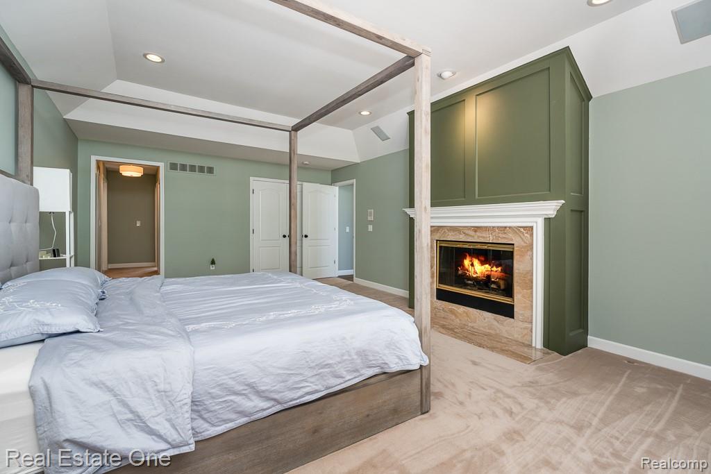 670 Cherry Tree Lane