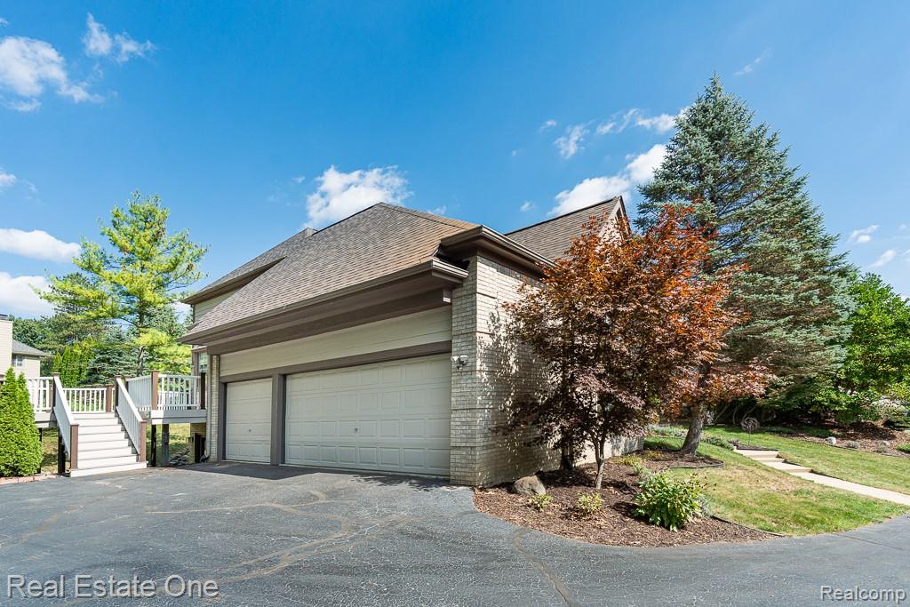 670 Cherry Tree Lane
