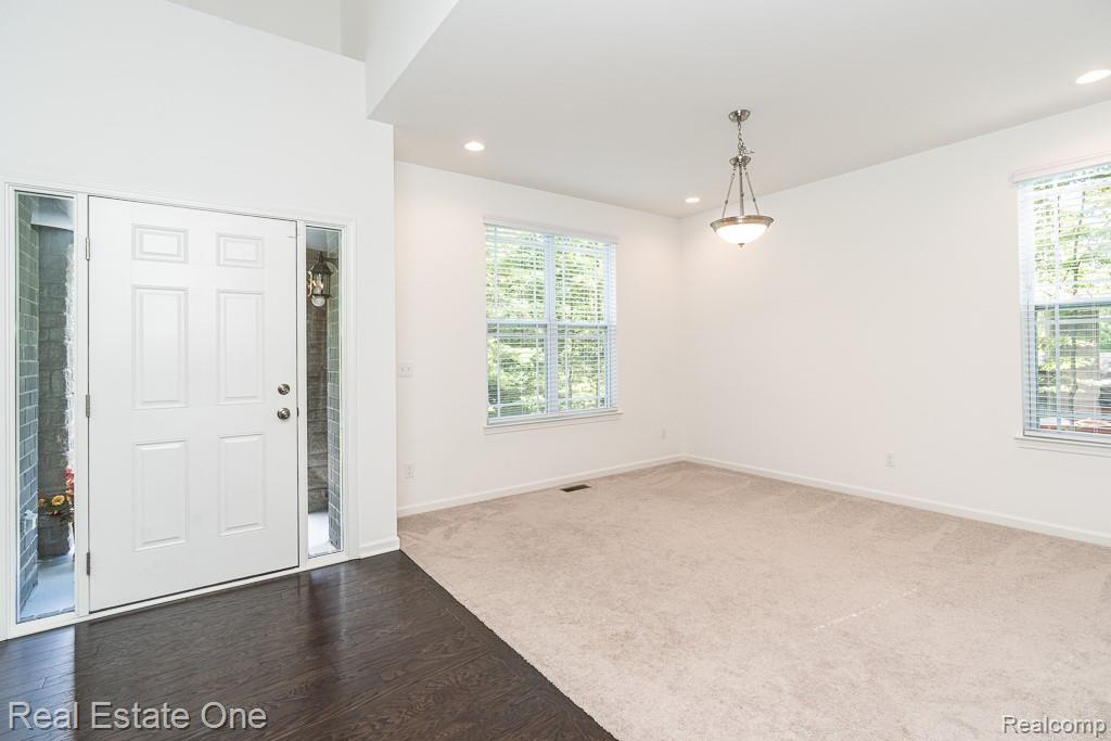 201 Beechview Drive S