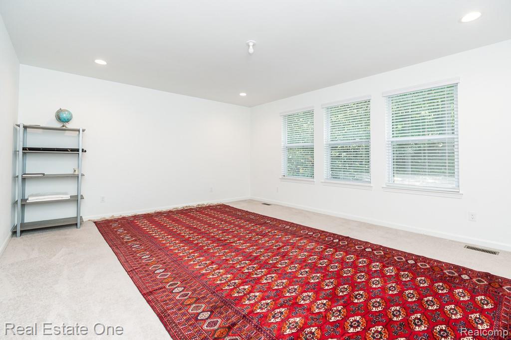 201 Beechview Drive S