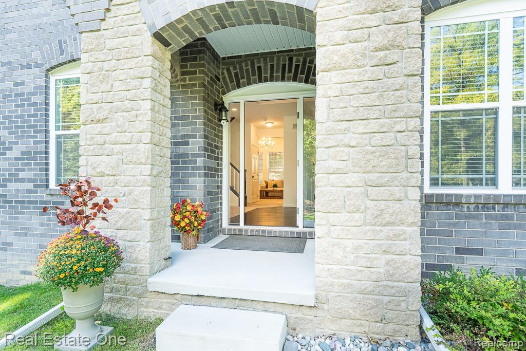 201 Beechview Drive S