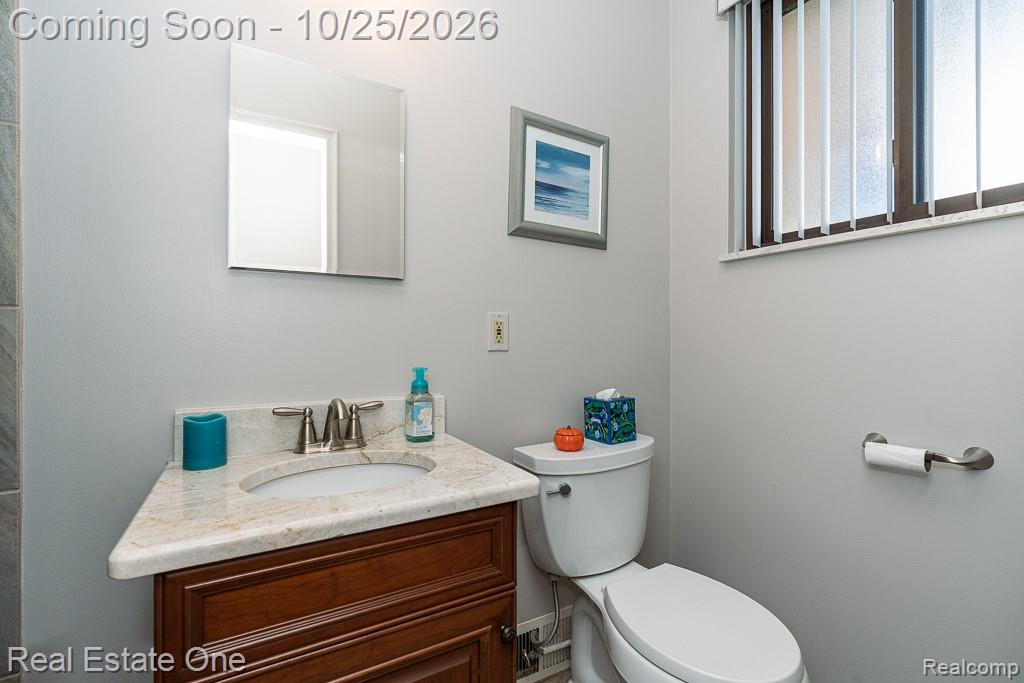16349 Monticello DR