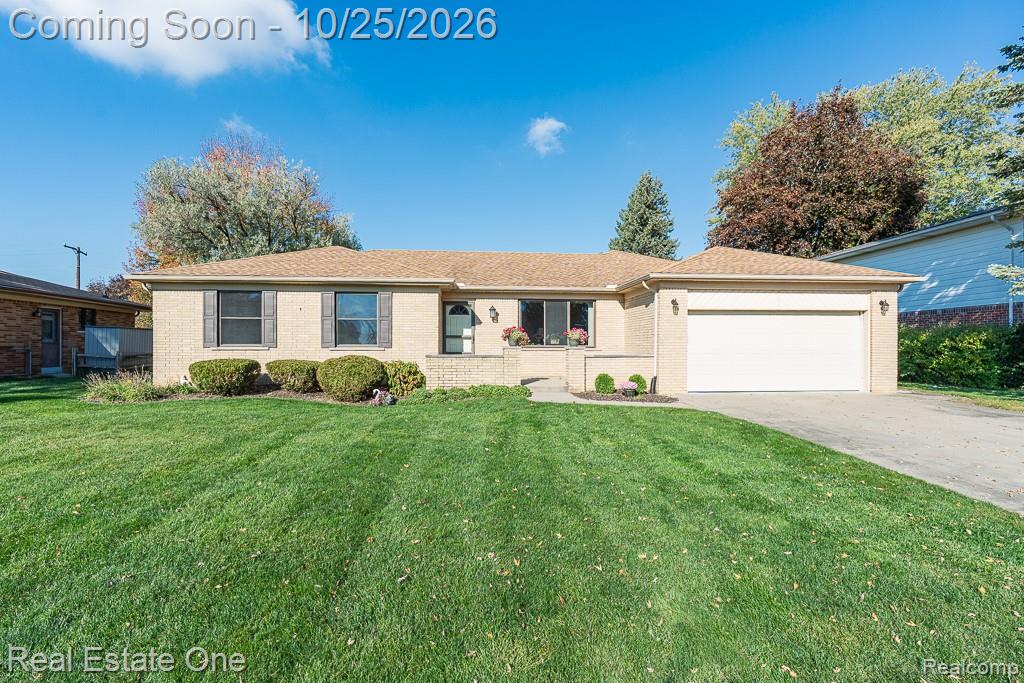 16349 Monticello Dr Clinton Twp MI