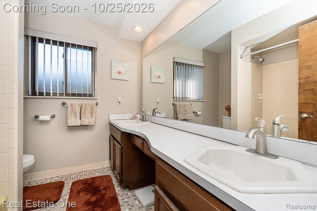 16349 Monticello DR