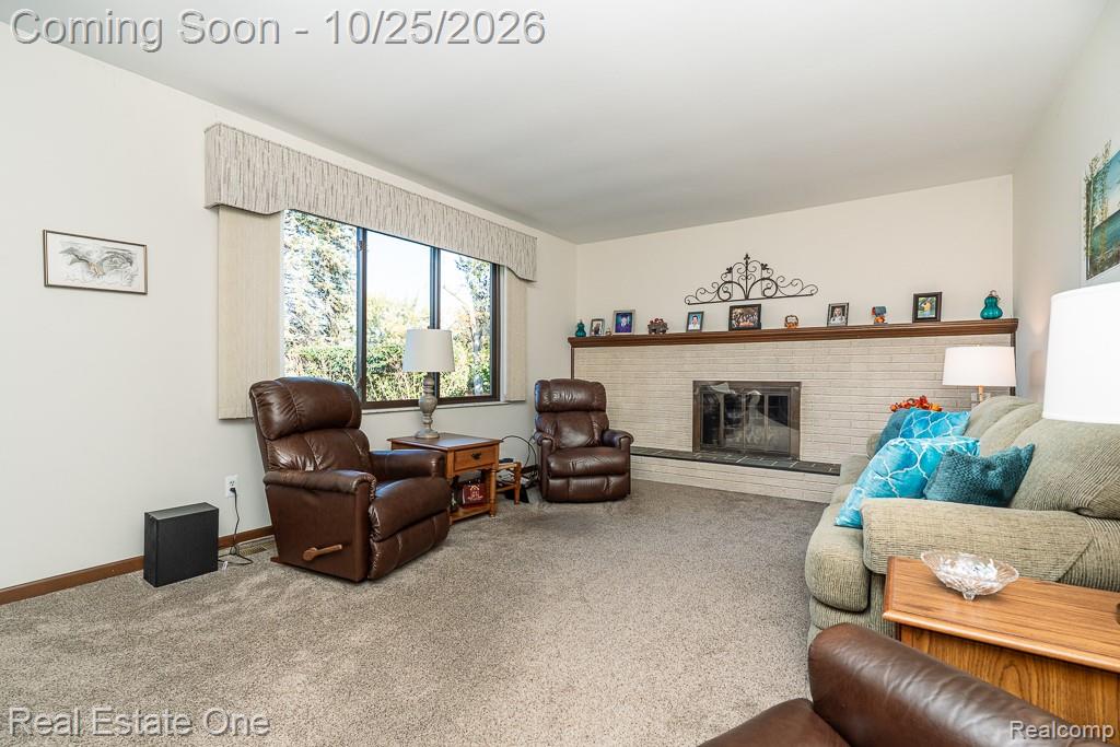 16349 Monticello DR