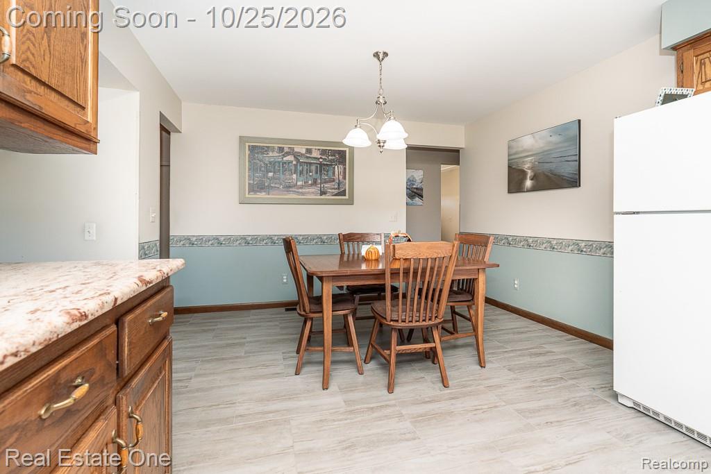 16349 Monticello DR