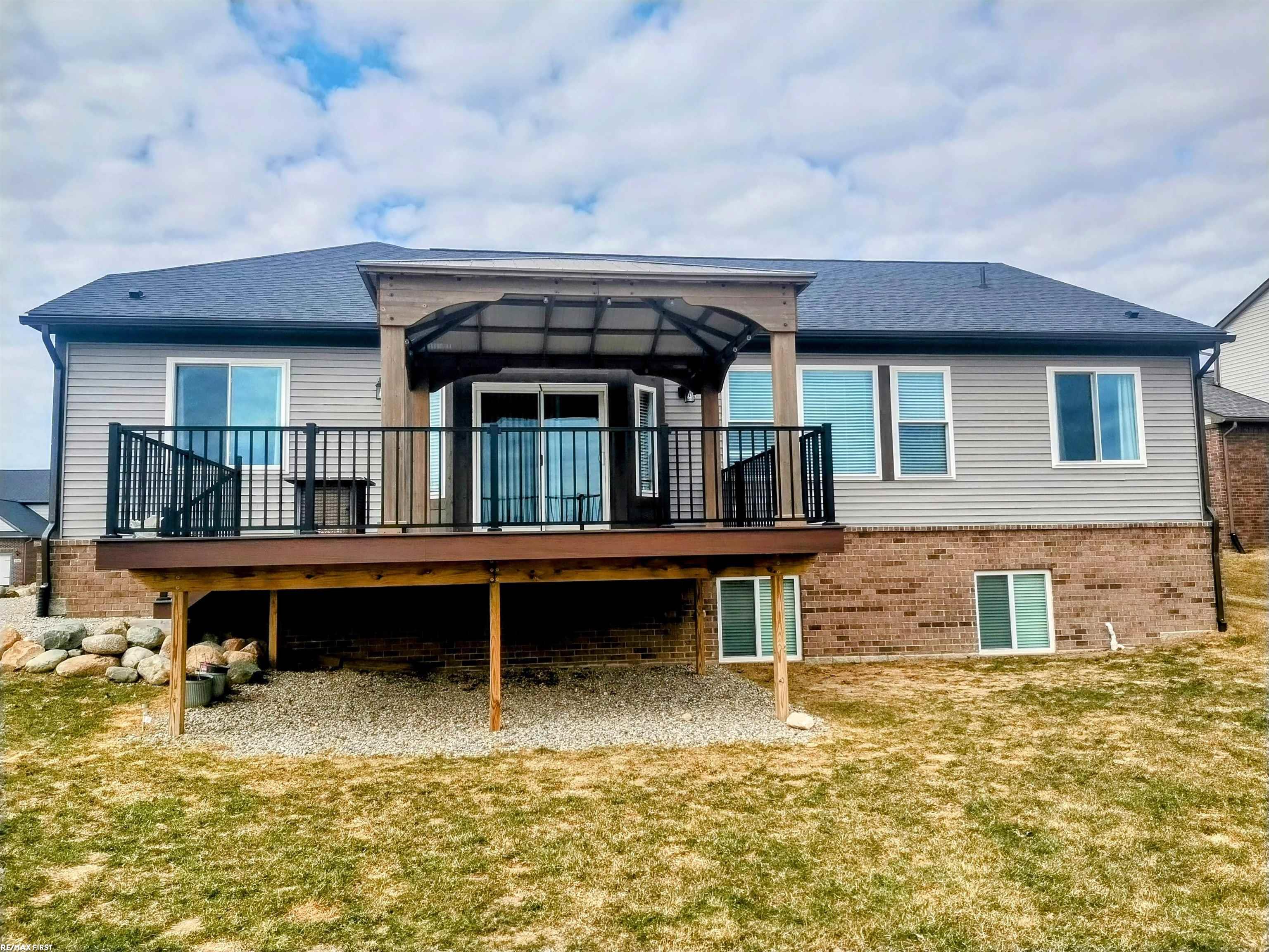 665 Tullamore CIR