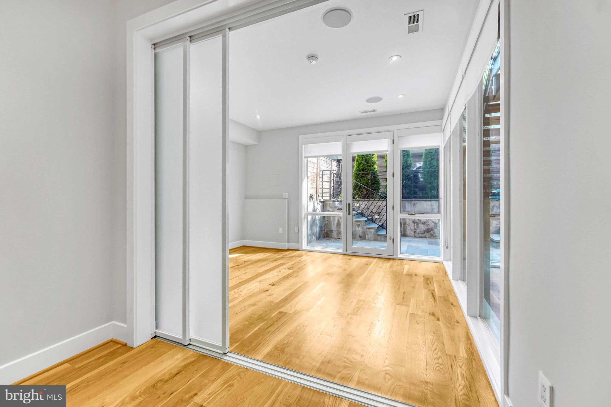 505 K STREET NE Unit: 1