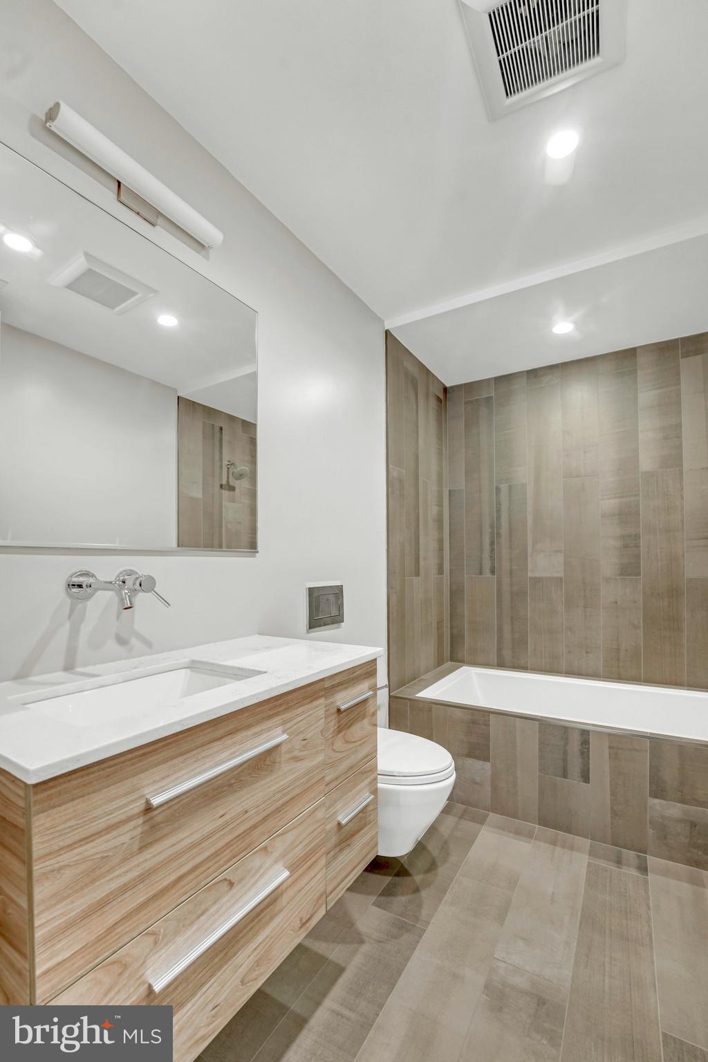 505 K STREET NE Unit: 1