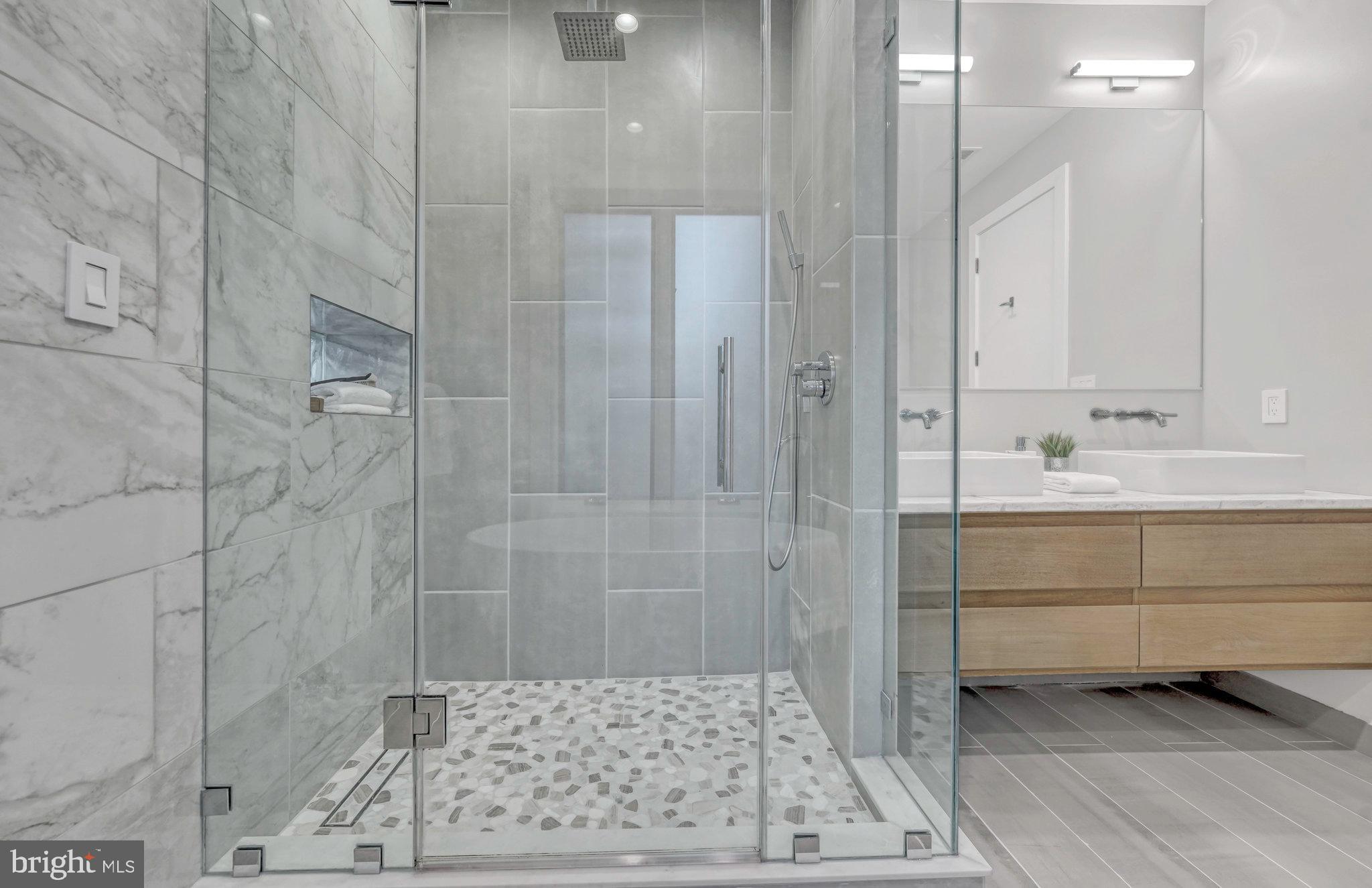 505 K STREET NE Unit: 1