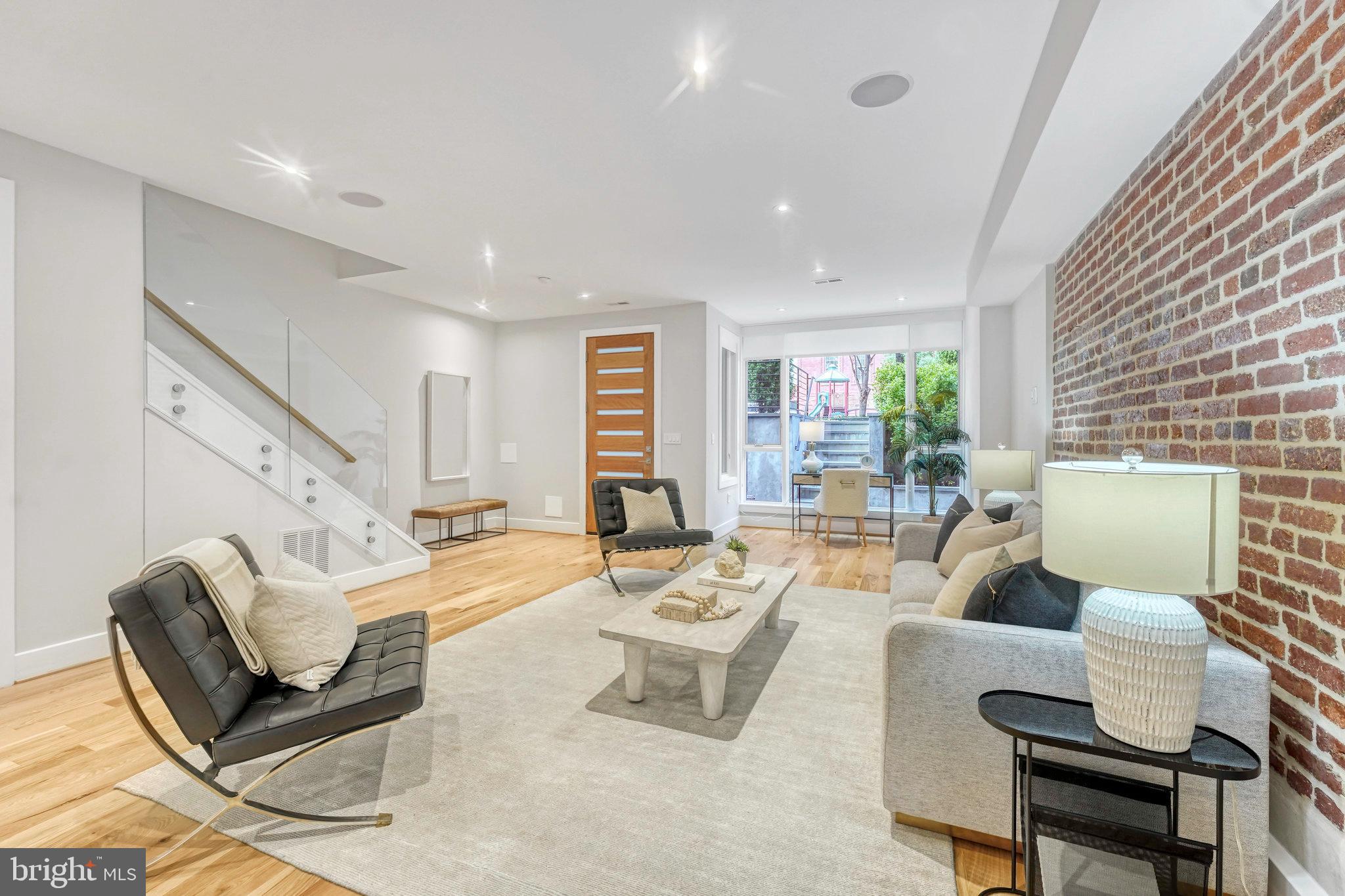 505 K STREET NE Unit: 1