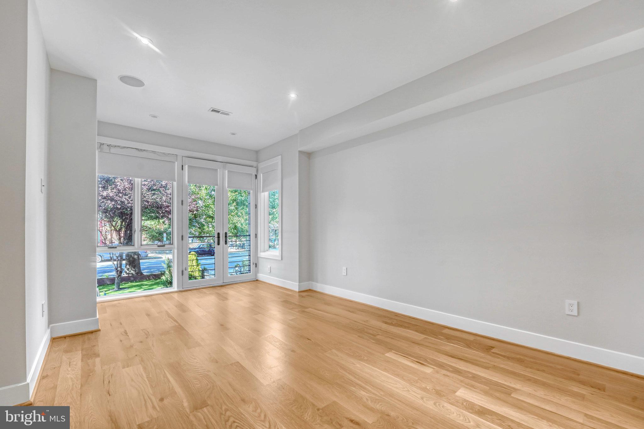 505 K STREET NE Unit: 1