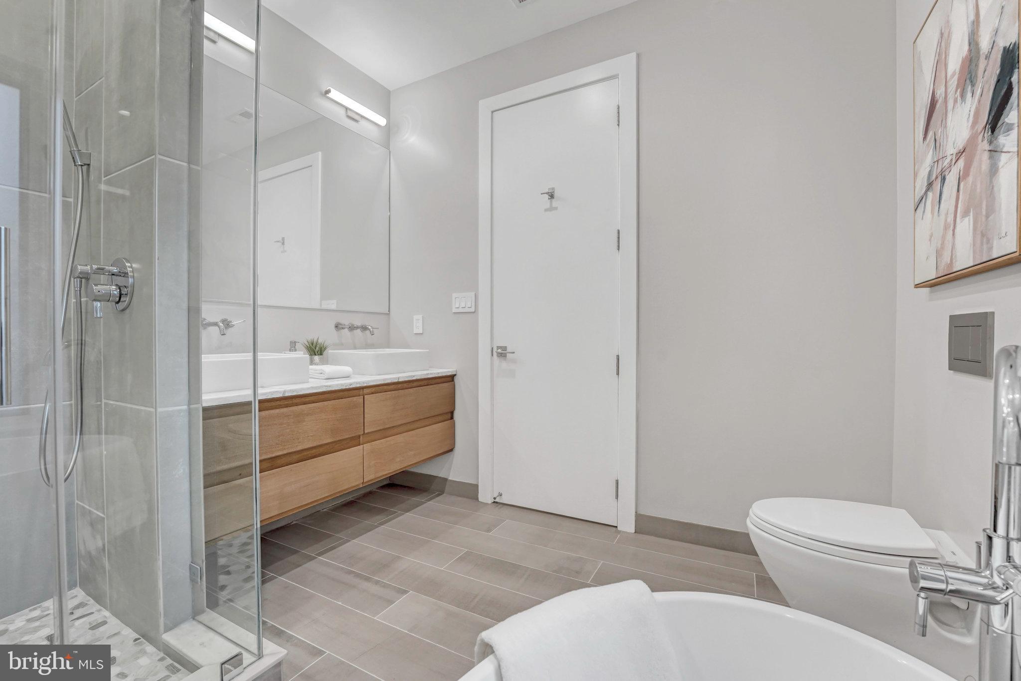 505 K STREET NE Unit: 1