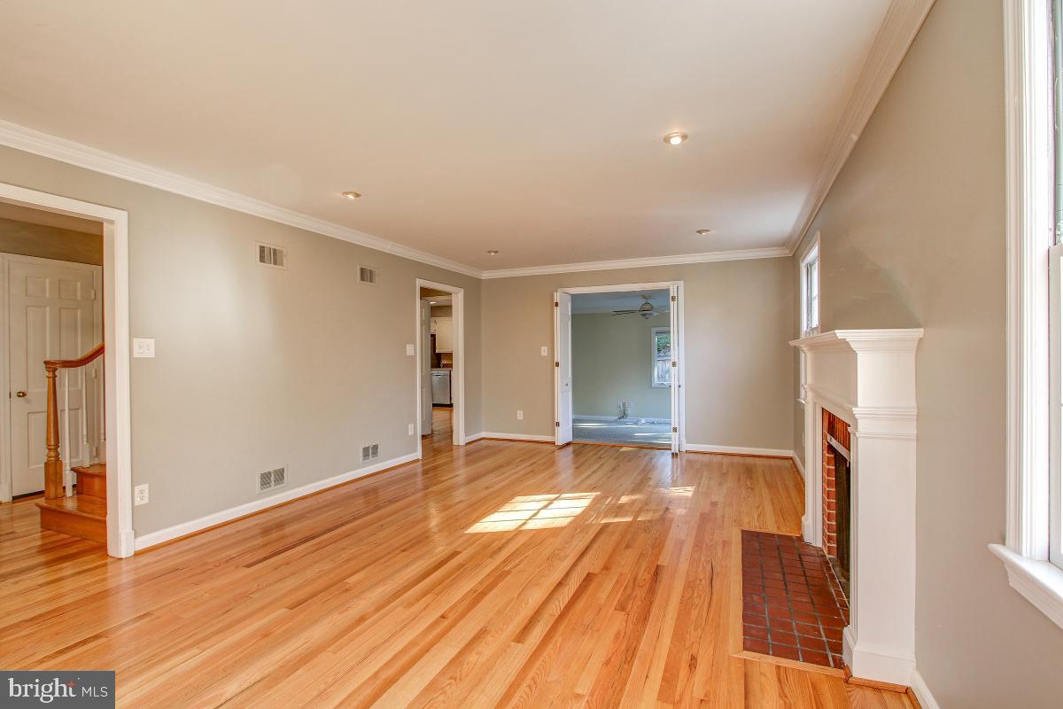 5600 BEAM COURT