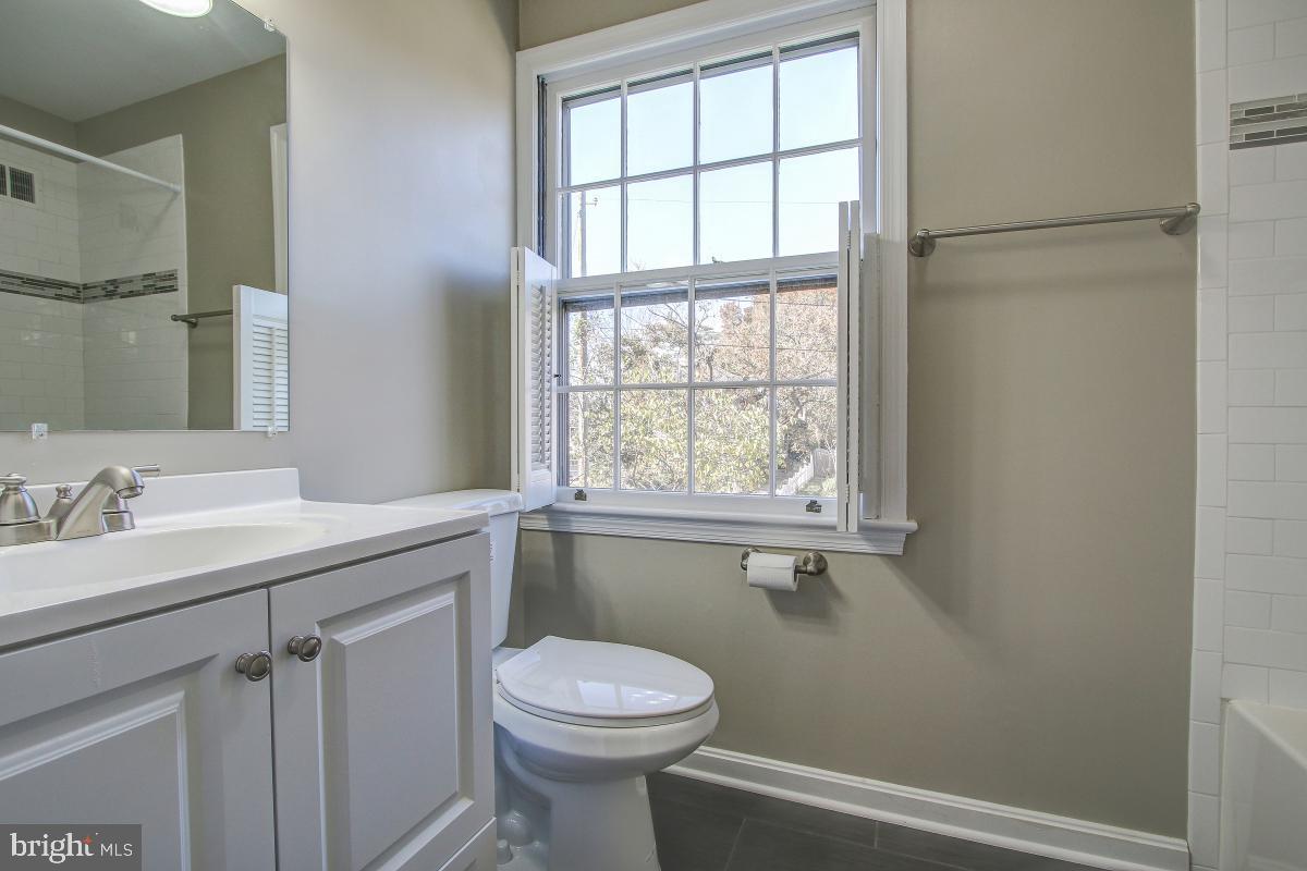 5600 BEAM COURT