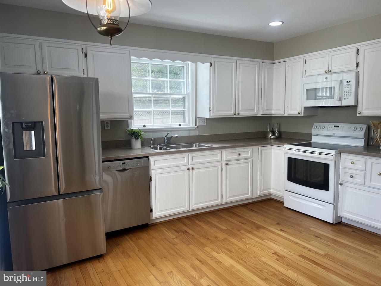 5600 BEAM COURT