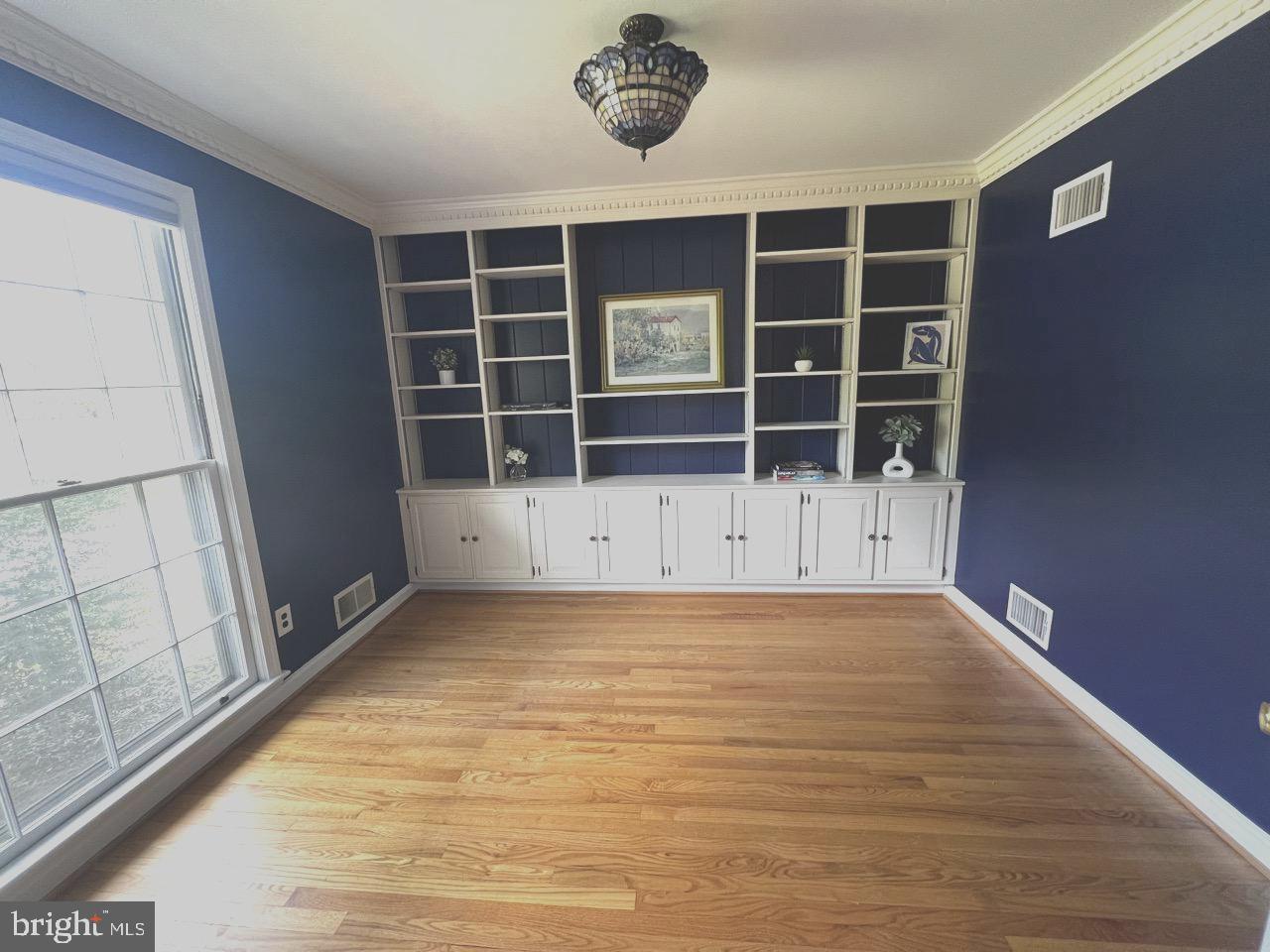 5600 BEAM COURT