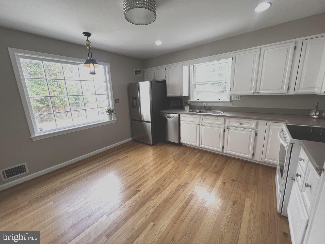 5600 BEAM COURT