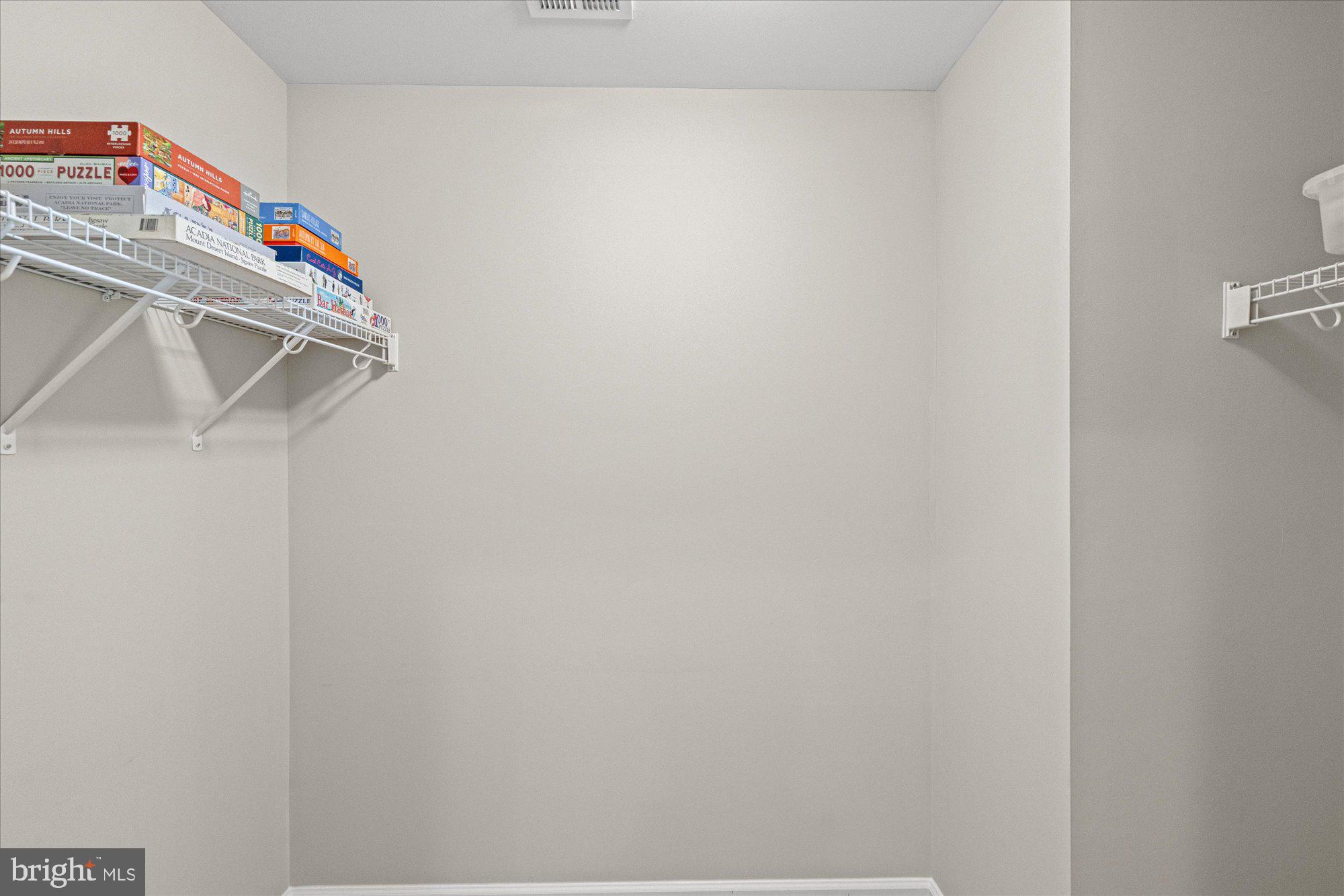 1022 RAILROAD AVENUE 4