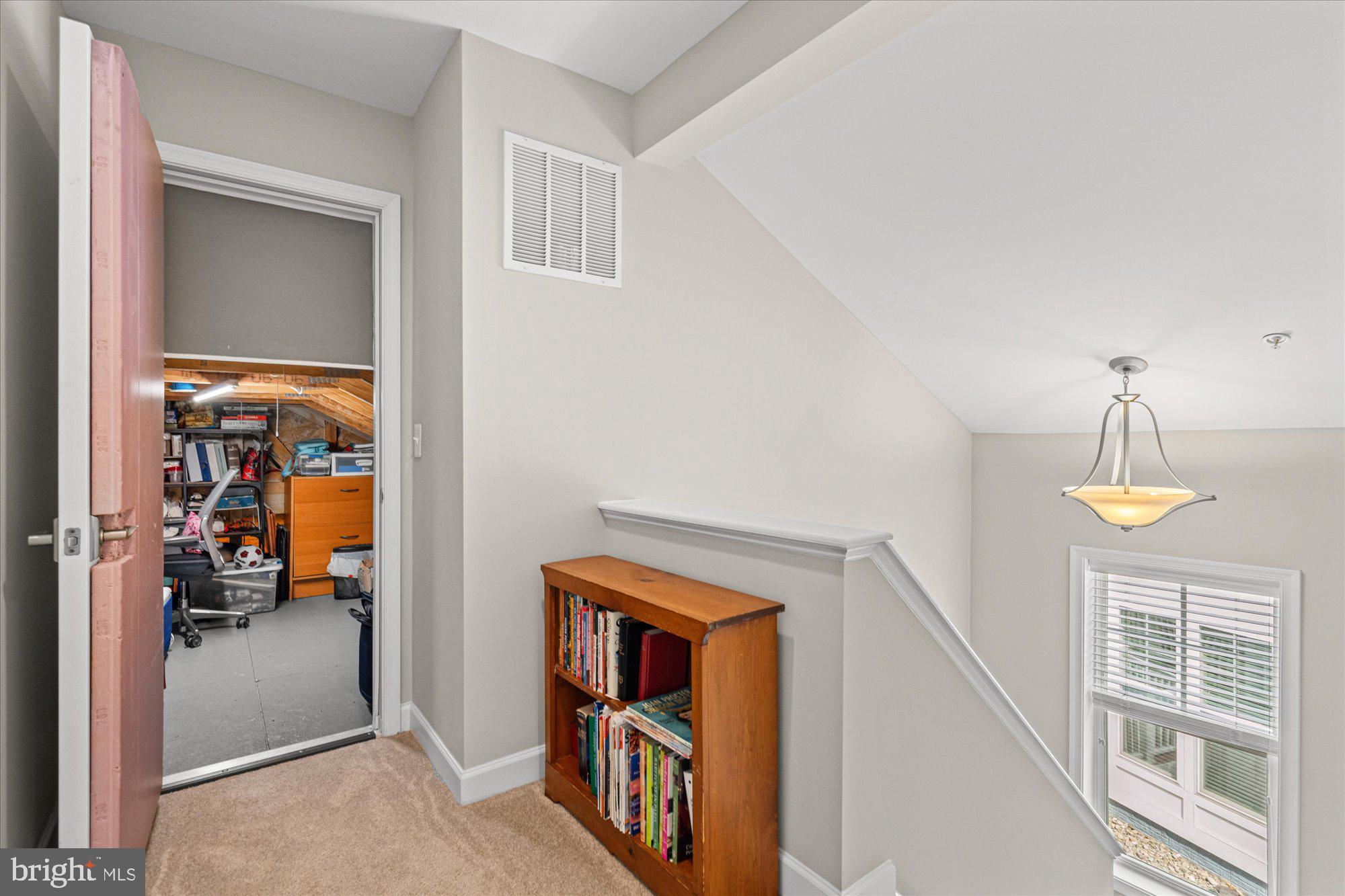 1022 RAILROAD AVENUE 4