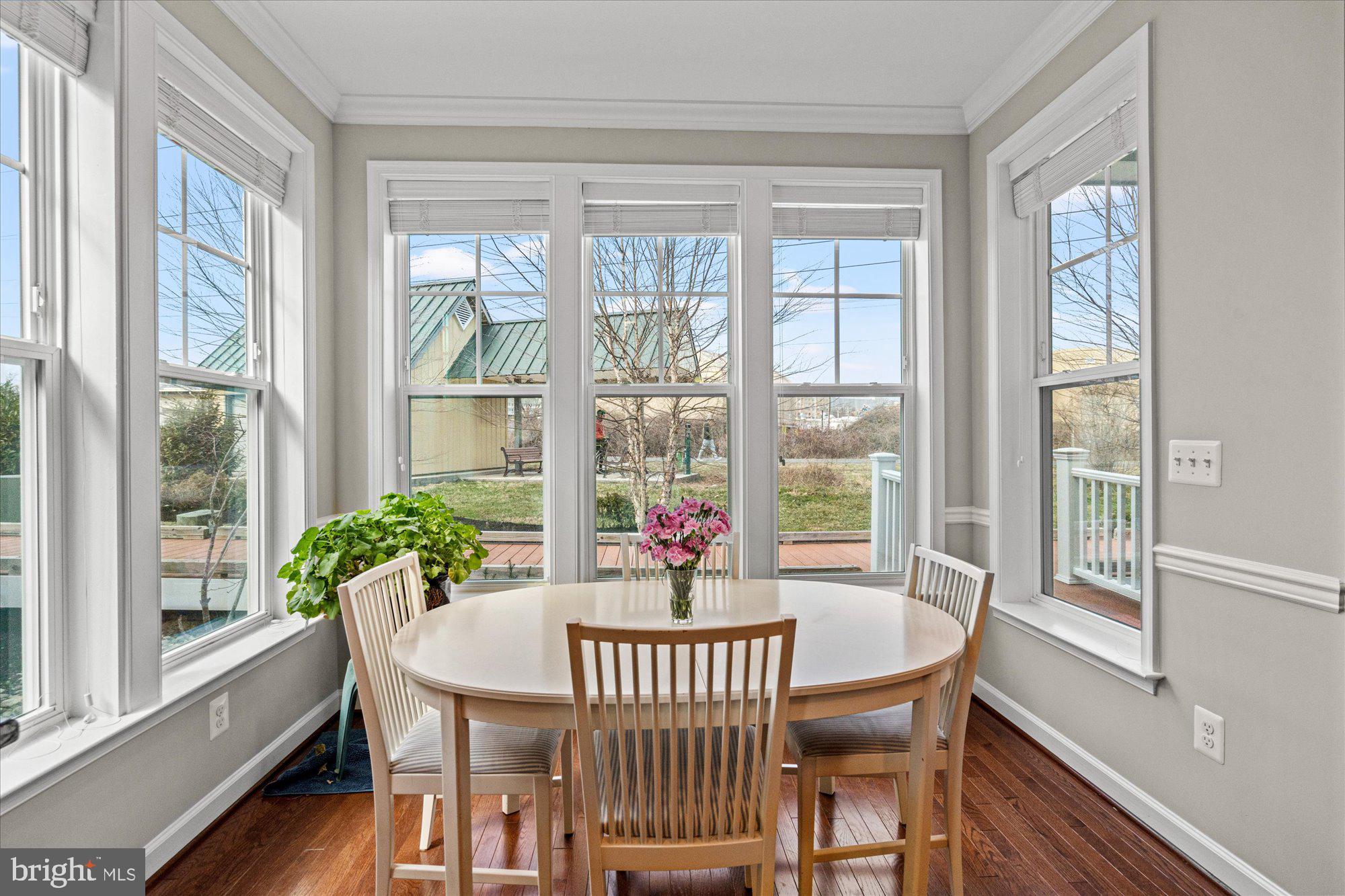 1022 RAILROAD AVENUE 4