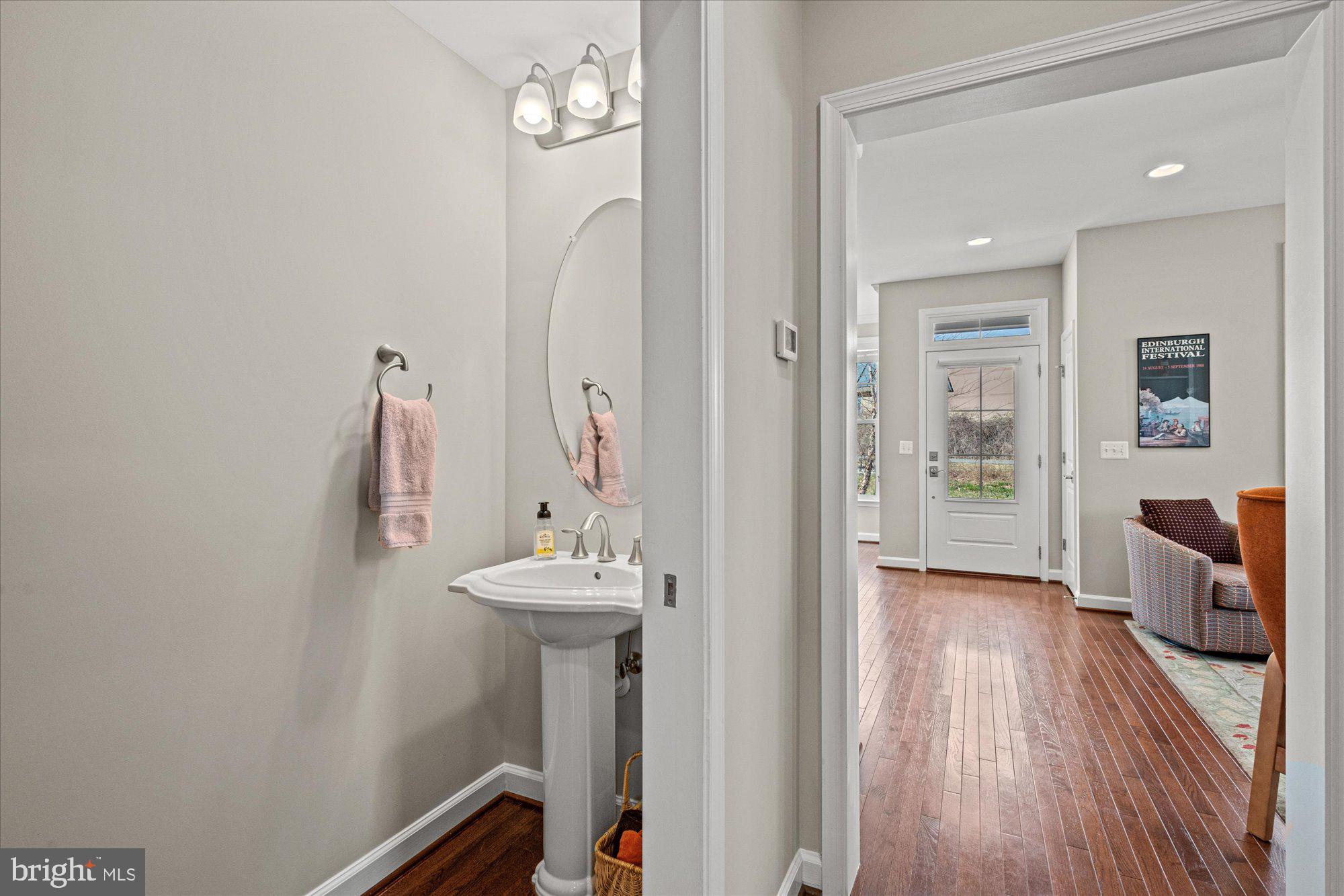 1022 RAILROAD AVENUE 4