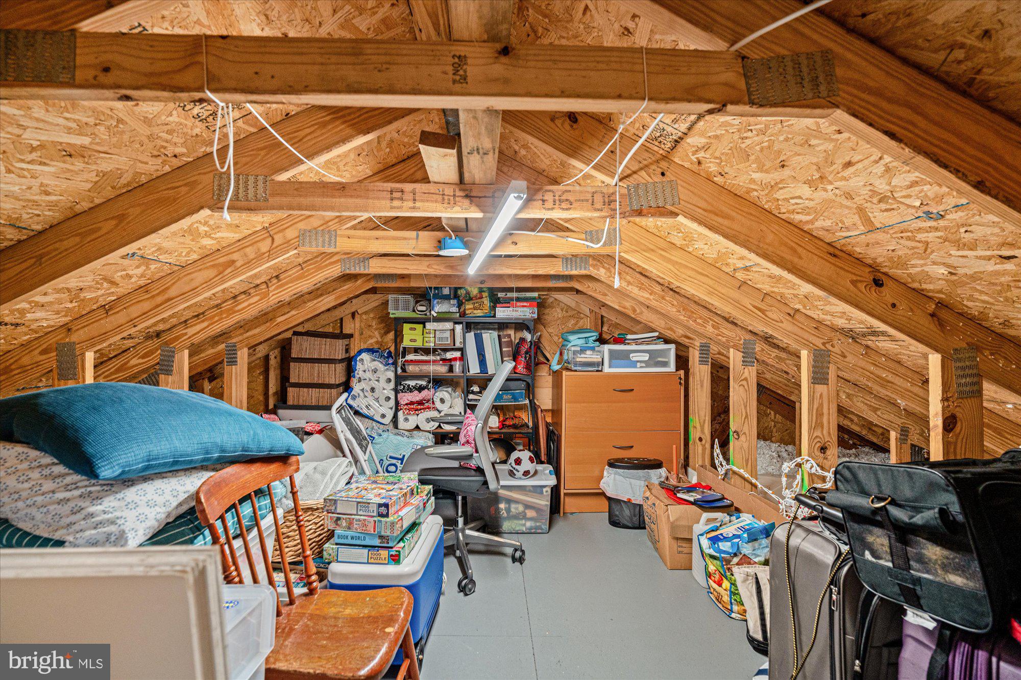 1022 RAILROAD AVENUE 4