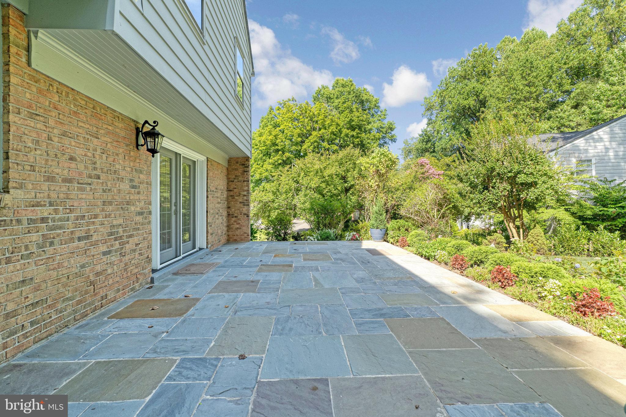 1221 OLD STABLE ROAD