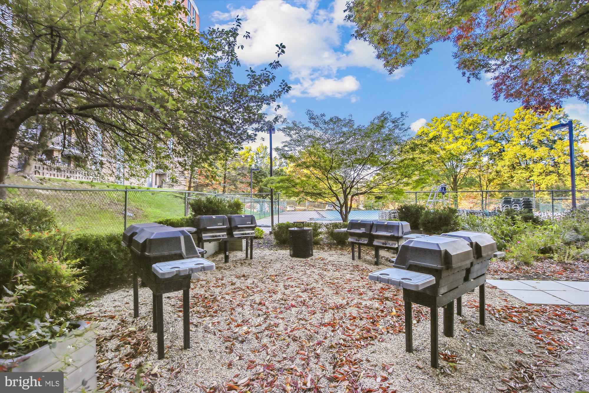 2300 Pimmit DRIVE Unit: 707
